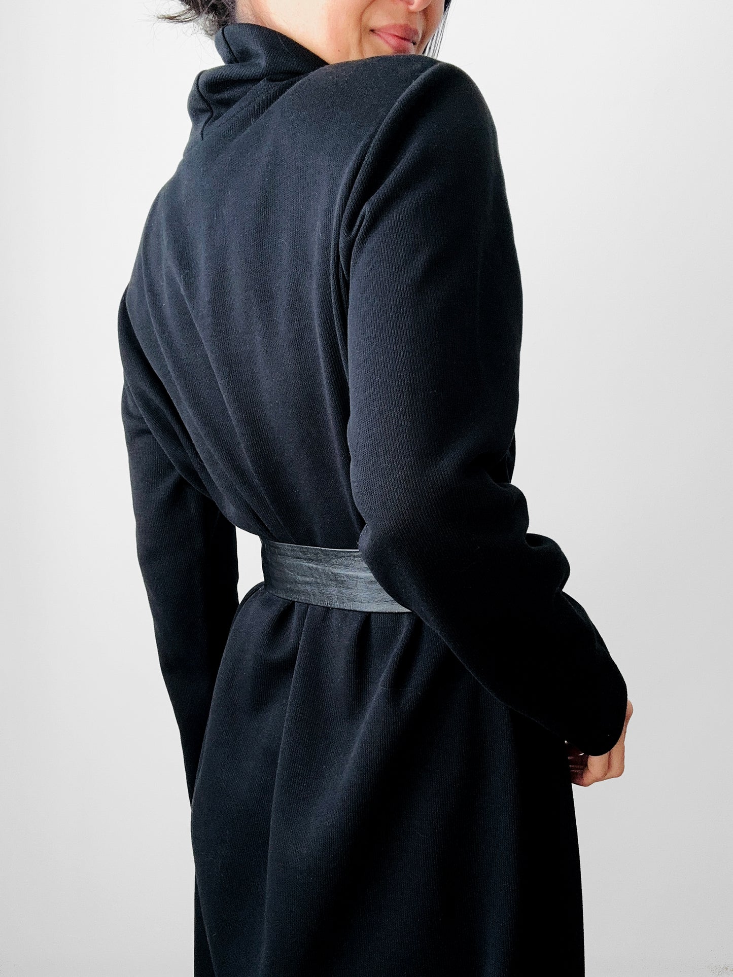 1990s Black Ribbed Jersey Knit Ankle Length Shift Turtleneck Dress - Sz. S/M