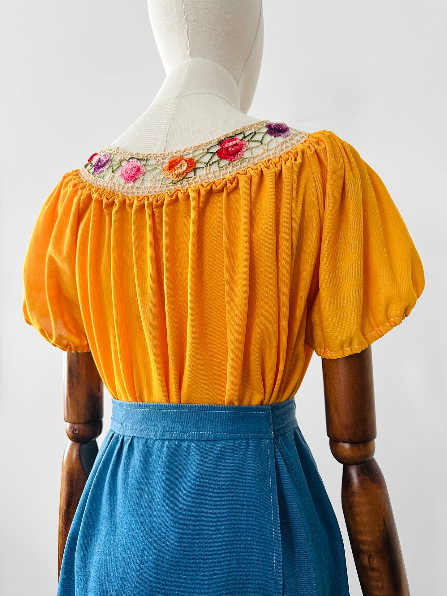 Vintage 1960s - 1970s Mustard Yellow Crochet Floral Trim Short Sleeve Peasant Blouse - Sz. S