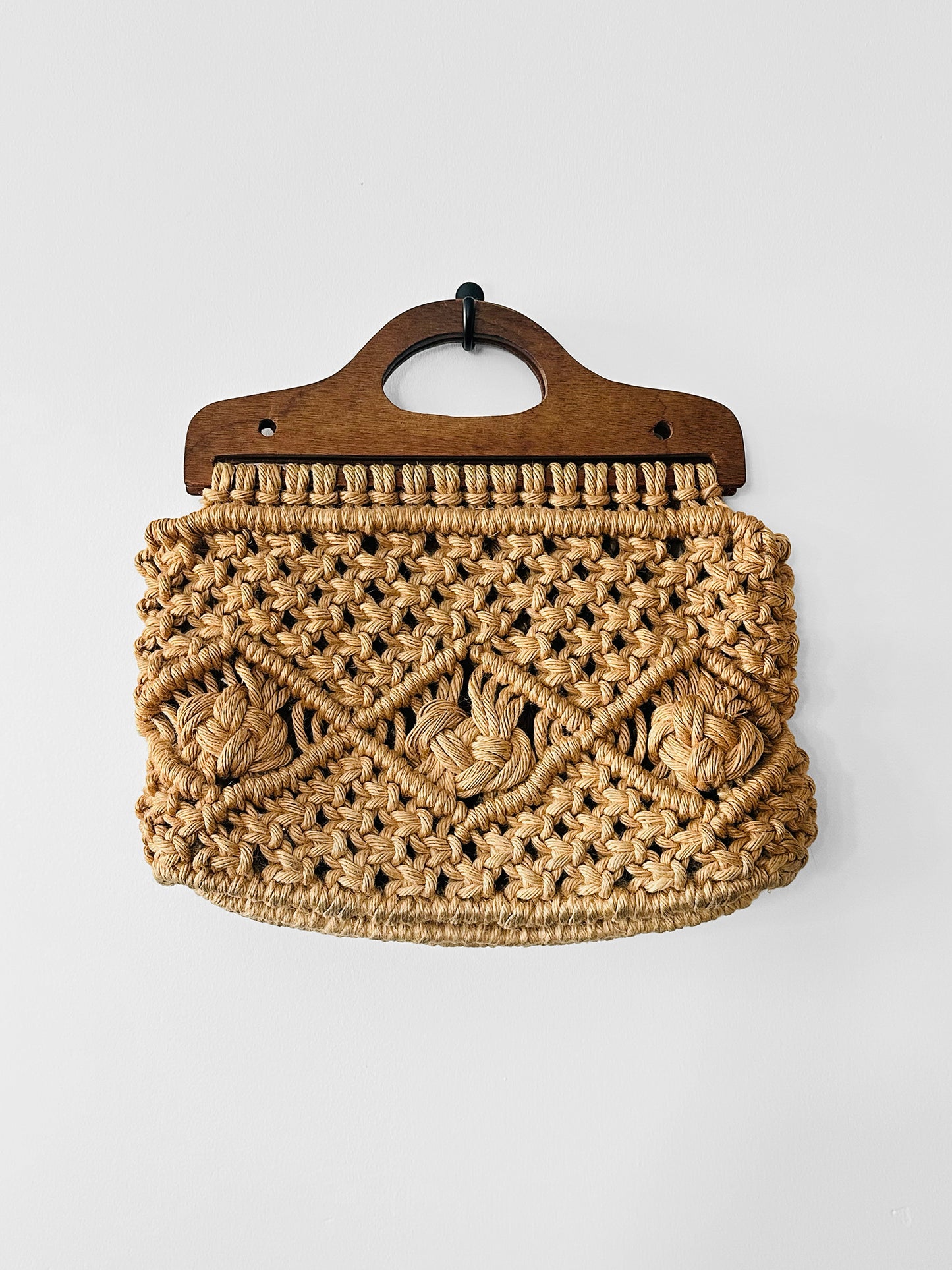 Vintage 1960s - 1970s Natural Woven Macrame Wood Handle Bag
