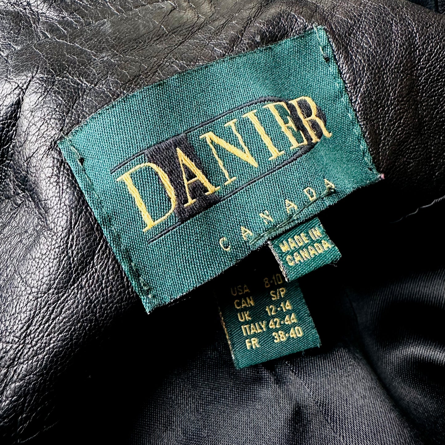 1990s Buttery Soft Black Fitted Leather Zip Front Jacket - Sz. Small