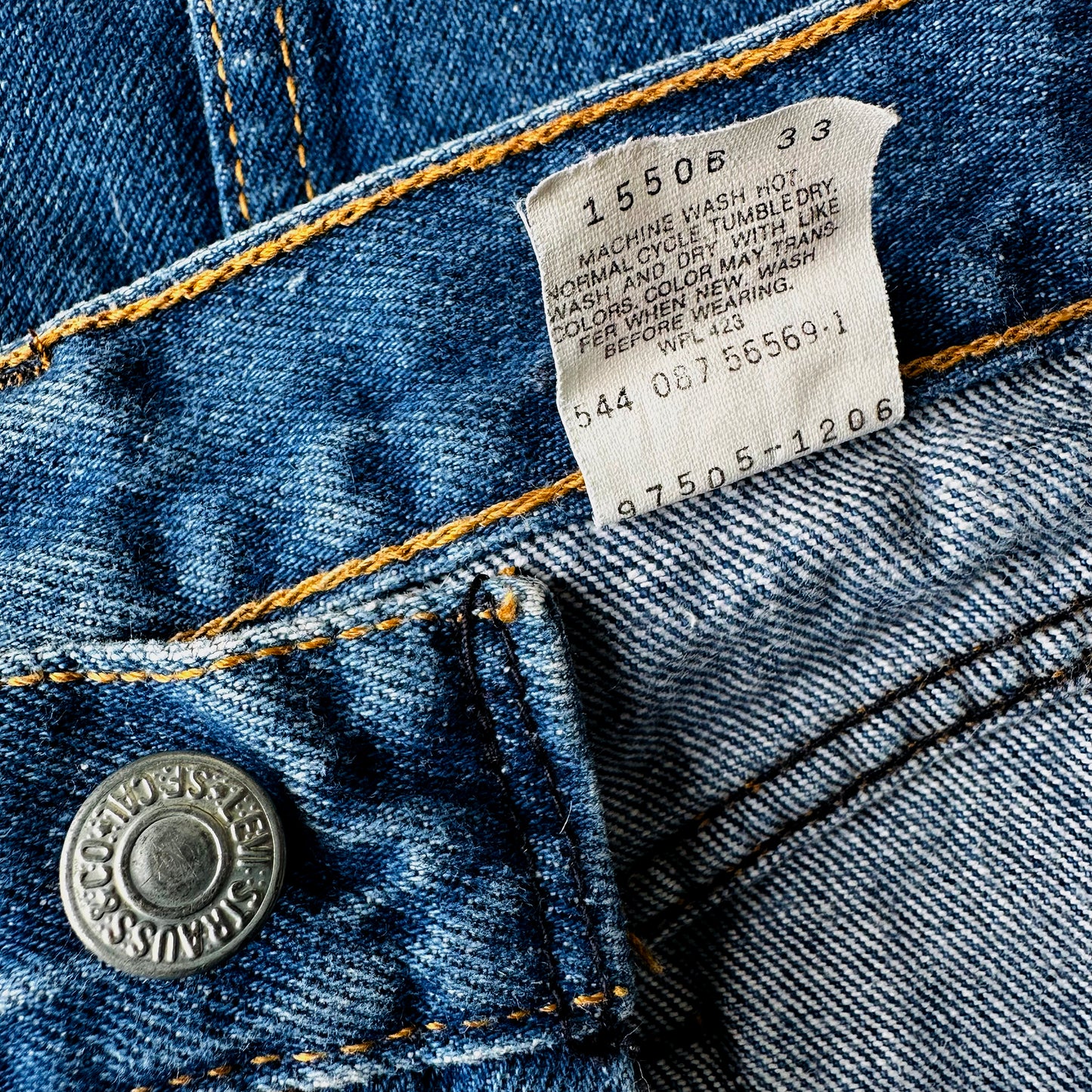 1980s Standard Wash High-Waisted LEVI'S Red Tab Jean Skirt - Waist 27