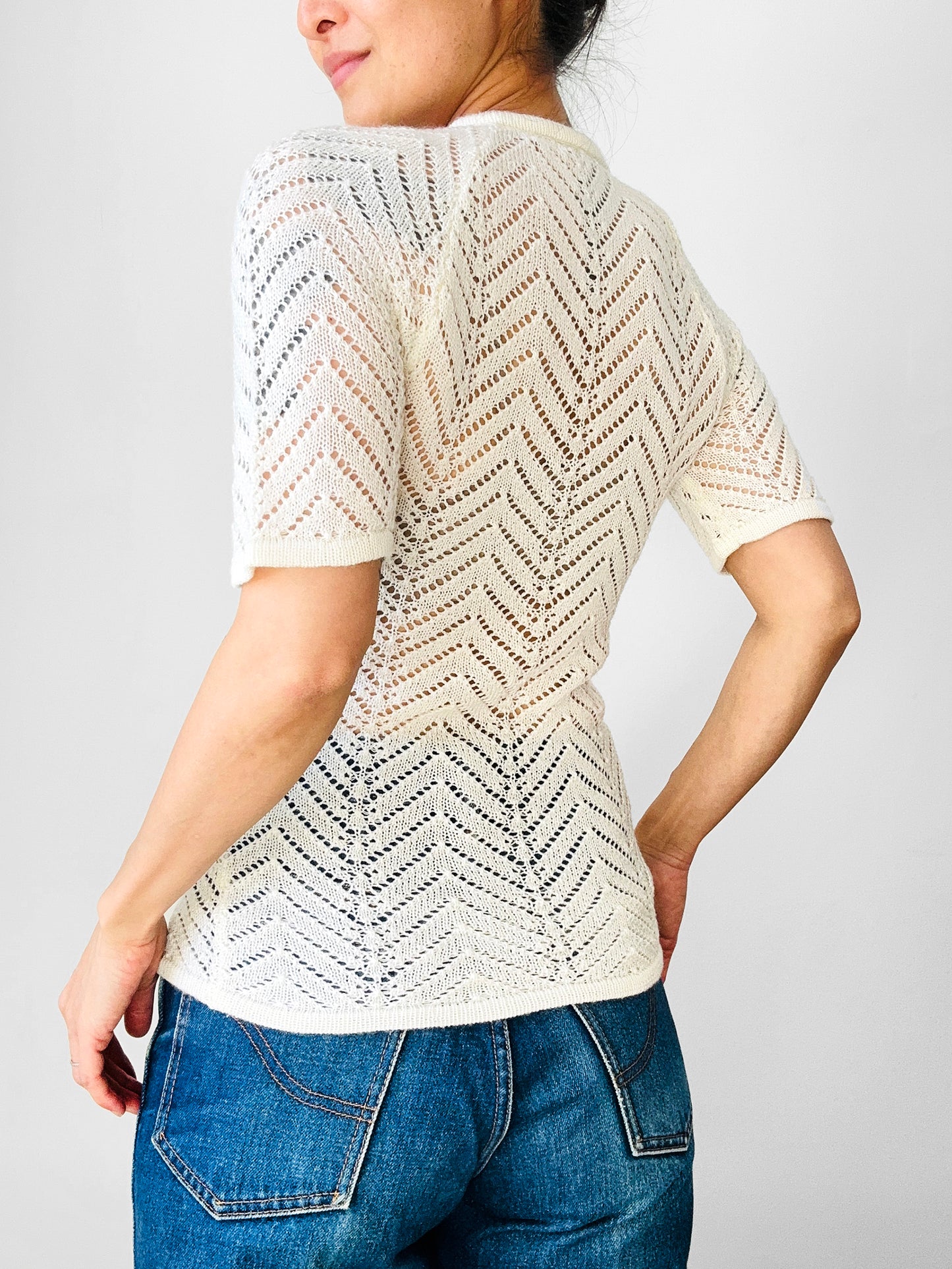 Vintage 1960s Ivory Flutter Sleeve Fitted Knit Top - Sz. S