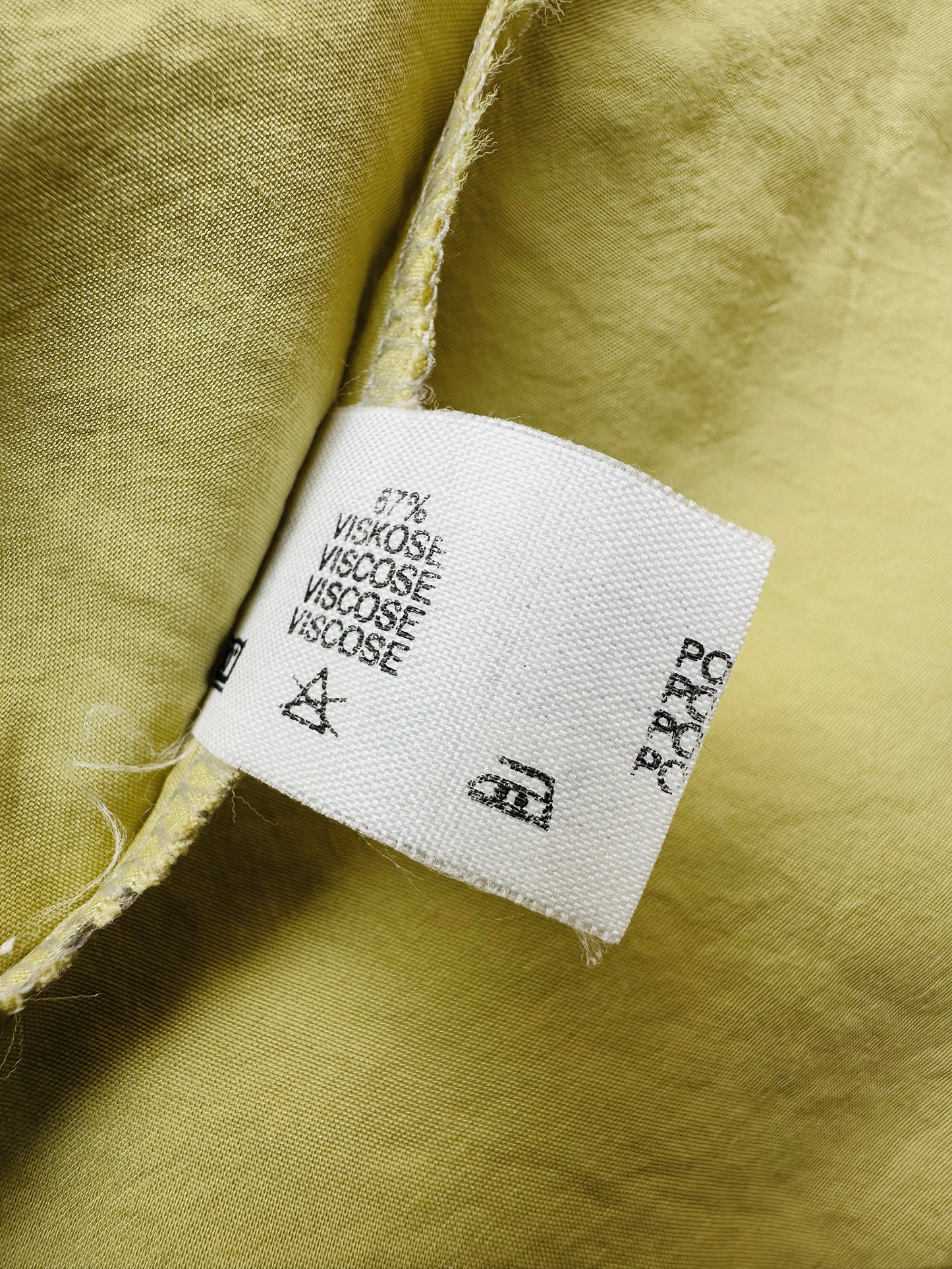 1980s West Germany Pale Chartreuse Short Sleeve Collared Blouse - Sz. M