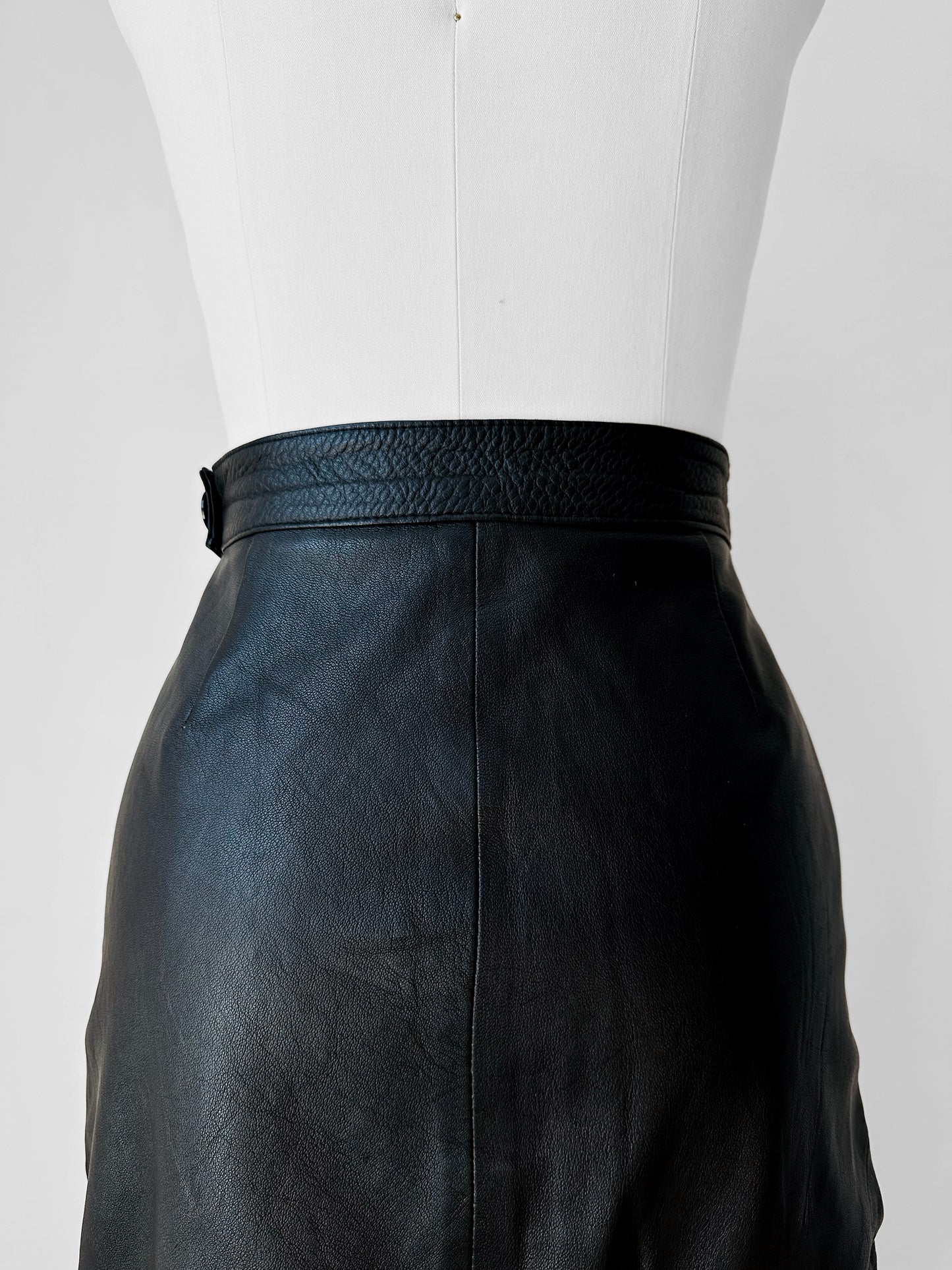 1980s Black Buttery Soft Side Button Leather Wrap Skirt - Sz. XXS/XS