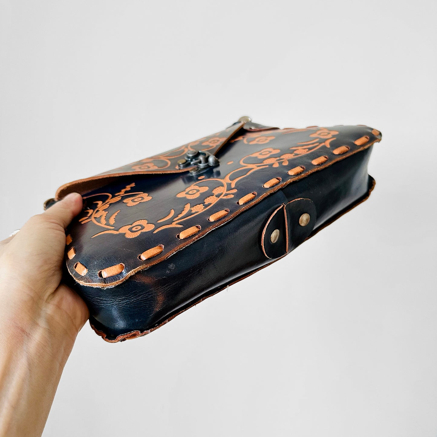 70s Dark Blue and Tan Floral Tooled Leather Purse