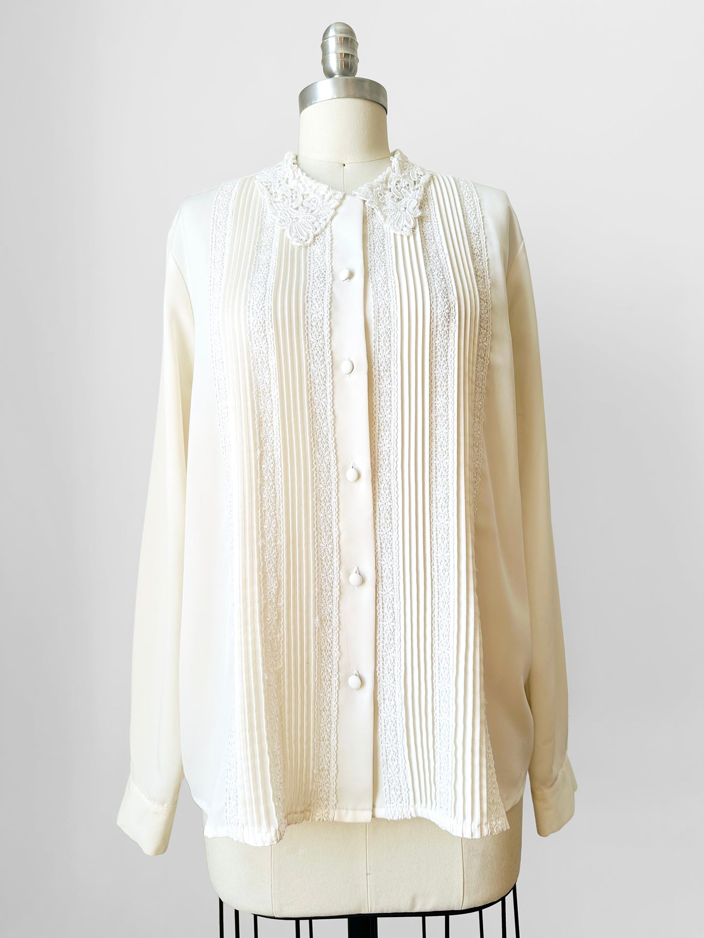1980s Cream Lace Long Sleeve Blouse - Sz. S/M