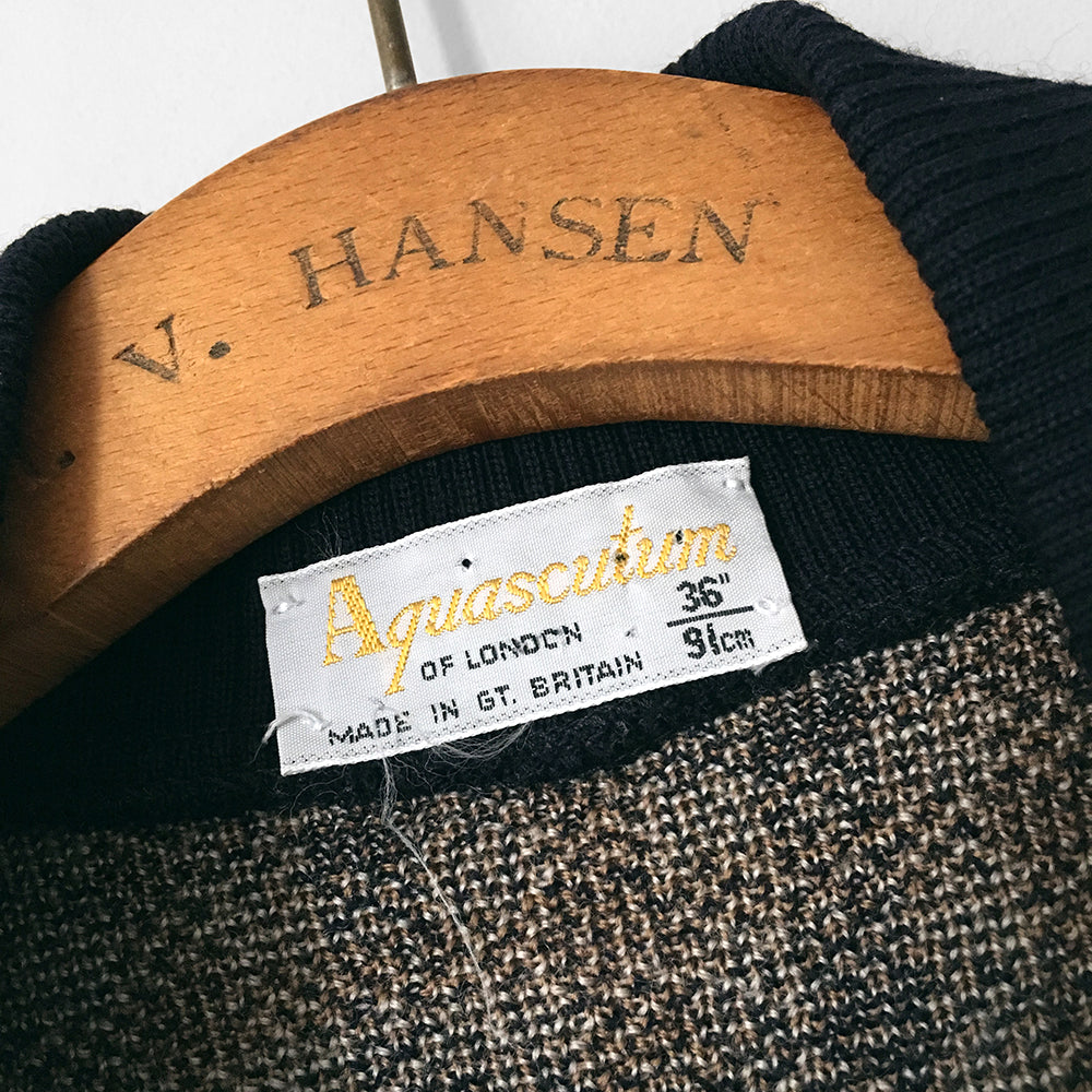 1980s Plaid Made in Britain Button-Front Detailed Pullover Knit Sweater