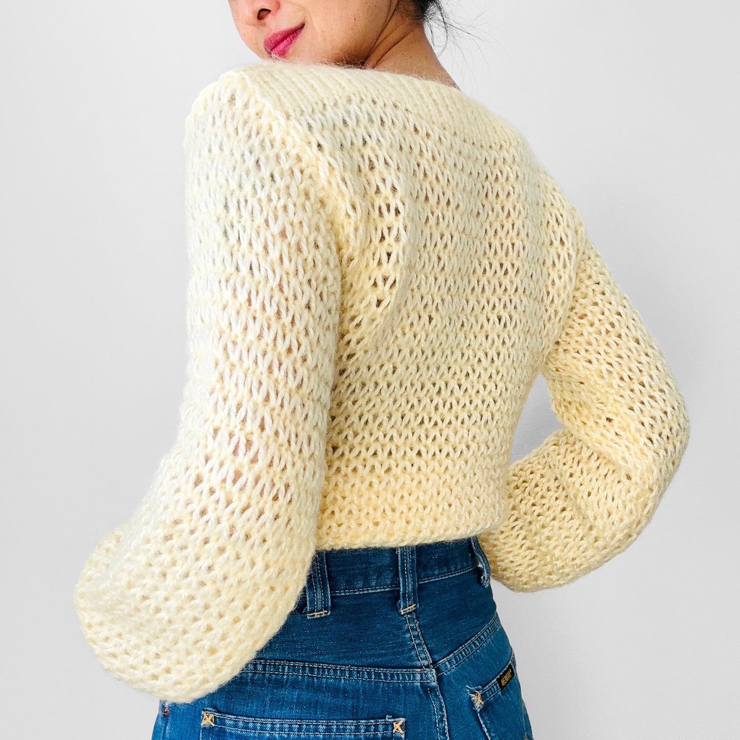 1970s Light Yellow Lightweight Mohair Loose Knit Boatneck Balloon Sleeve Knit Pullover Sweater Top