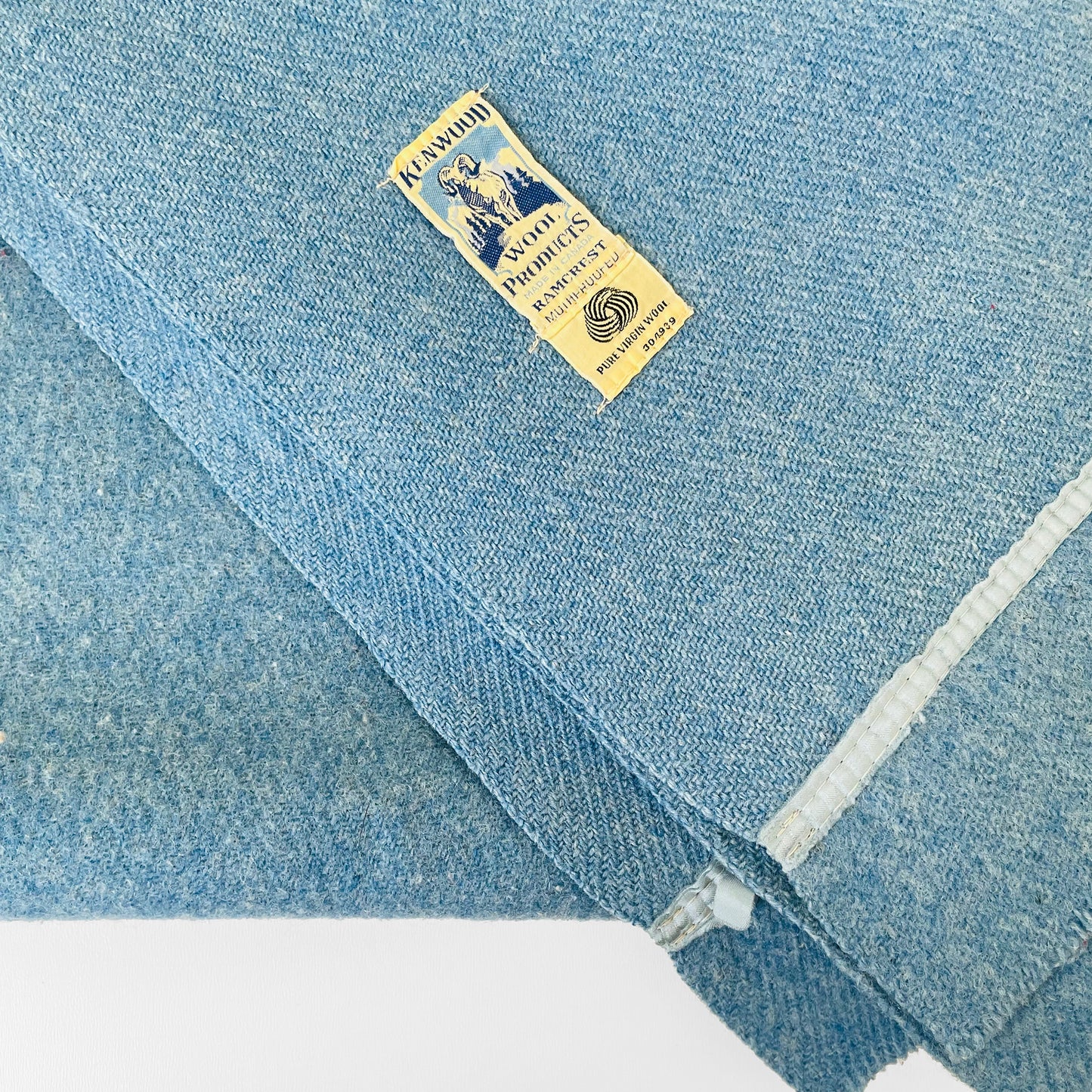 Blue Virgin-Wool Pure-Wool Made in Canada Kenmore Ramcrest Blanket