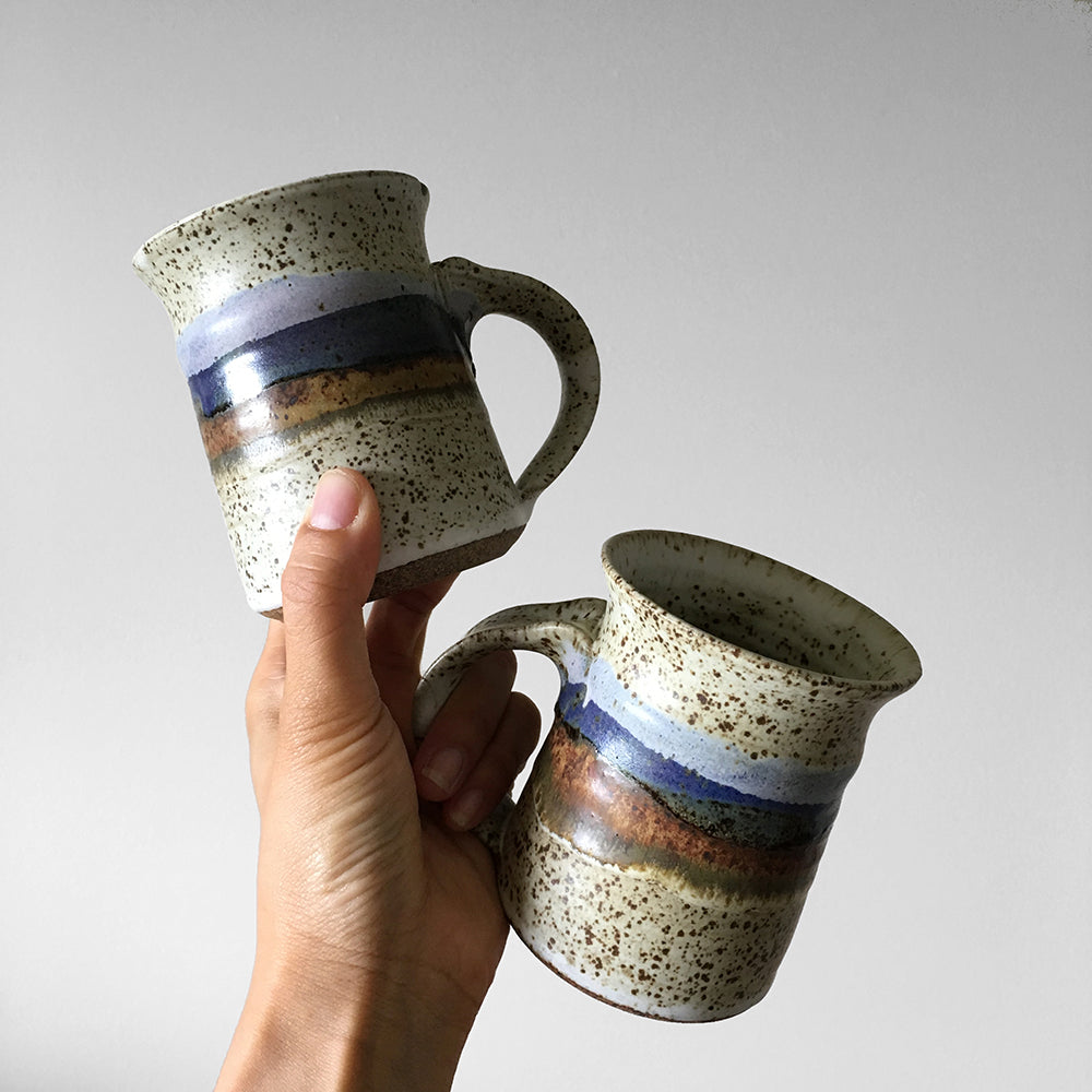 Artist Signed 1970s Prairie Mountain Speckled Ceramic Pottery Mugs