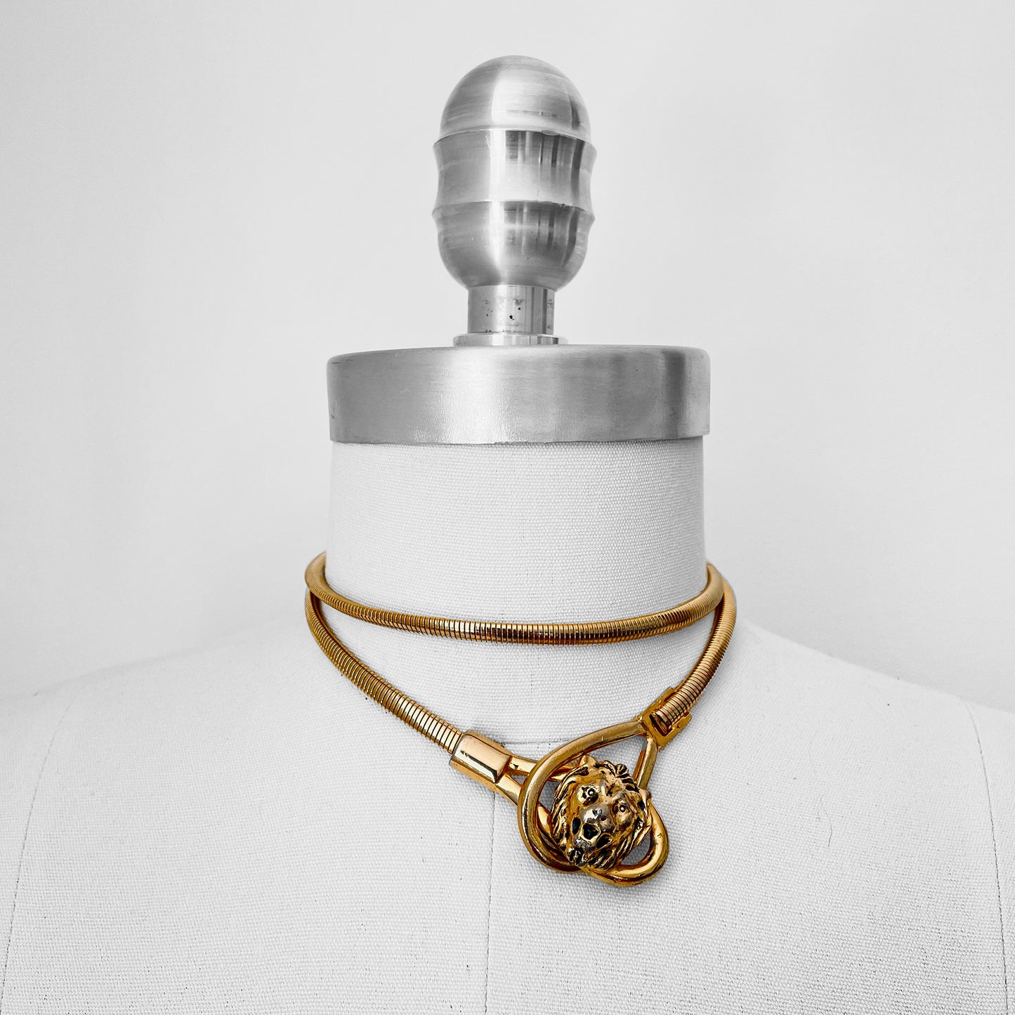 1980s Gold Lion Head Stretch Belt