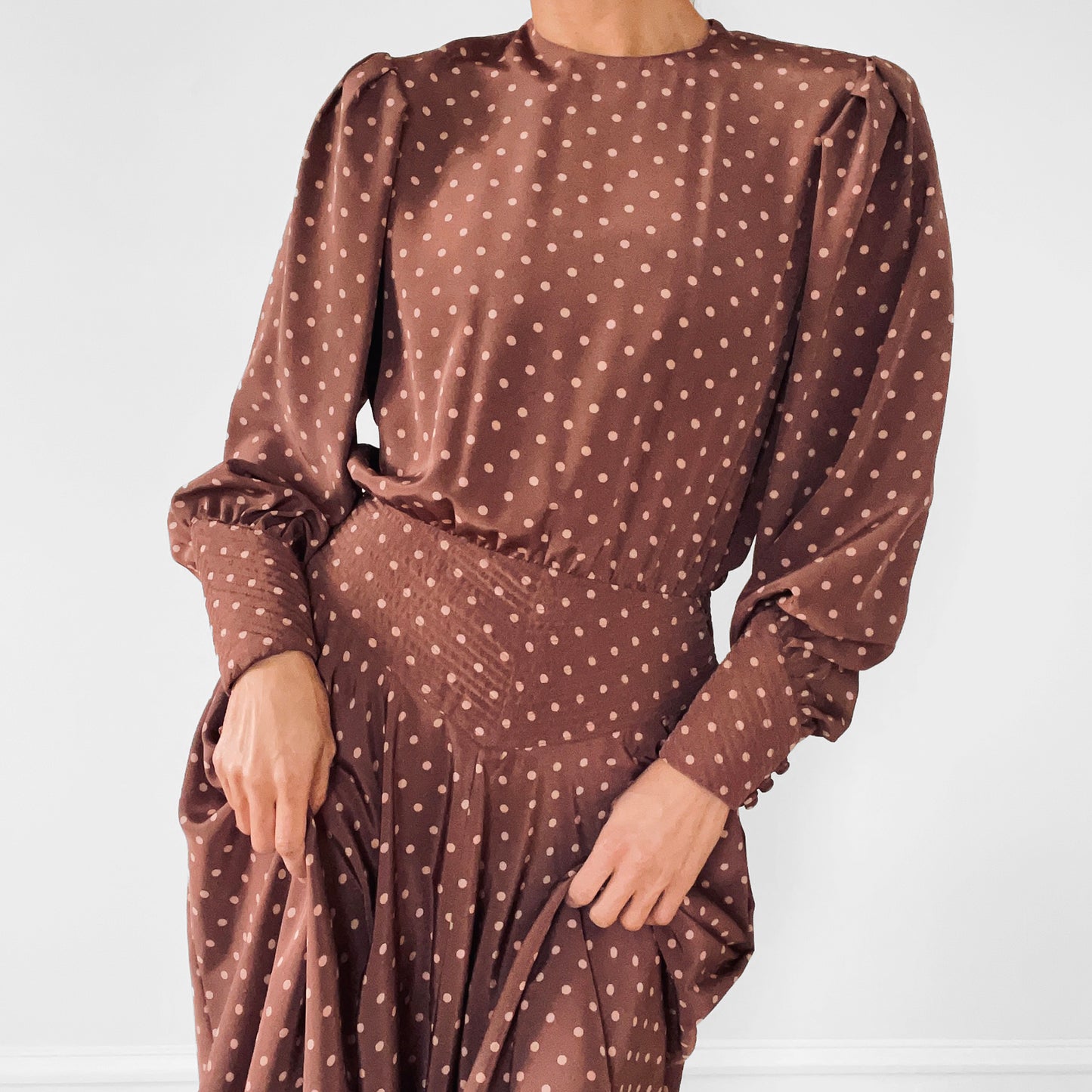 1970s Milk-Chocolate Taupe Blush Polka-Dot Fit and Flare Knee-Length, Button-Back Silk Dress