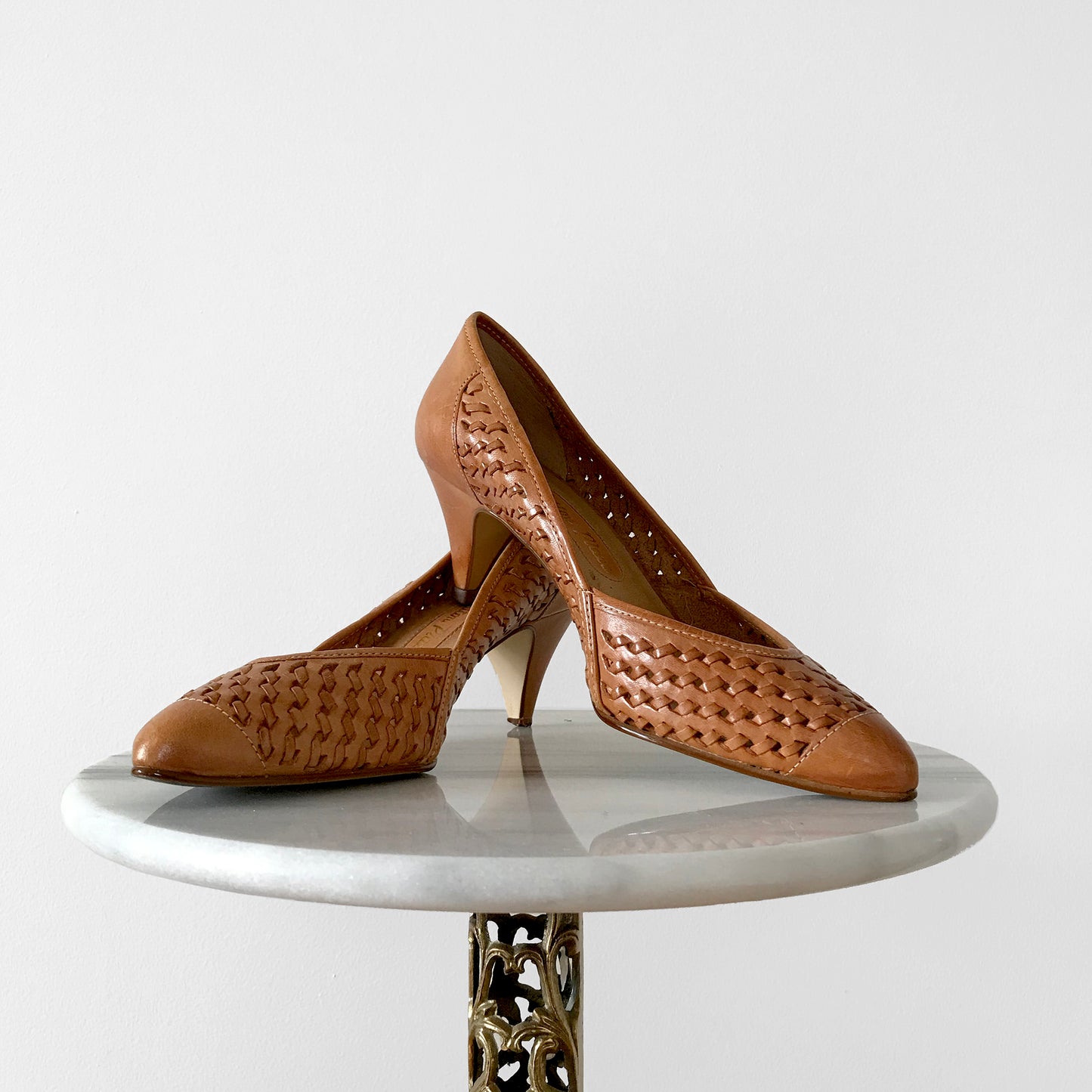 1970s Tan Woven Leather Slip-On Heels - Sz. 5.5M