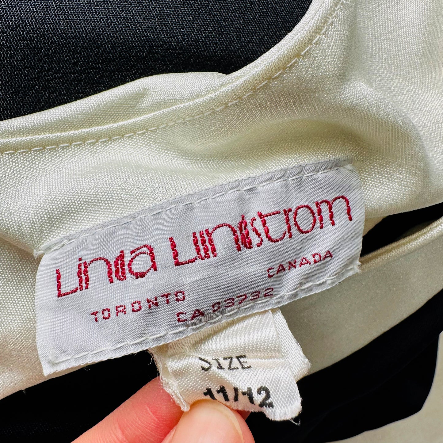 1980s Black and Cream Block Colour Minimalist Midi-Length Shift Dress Dress - S/M