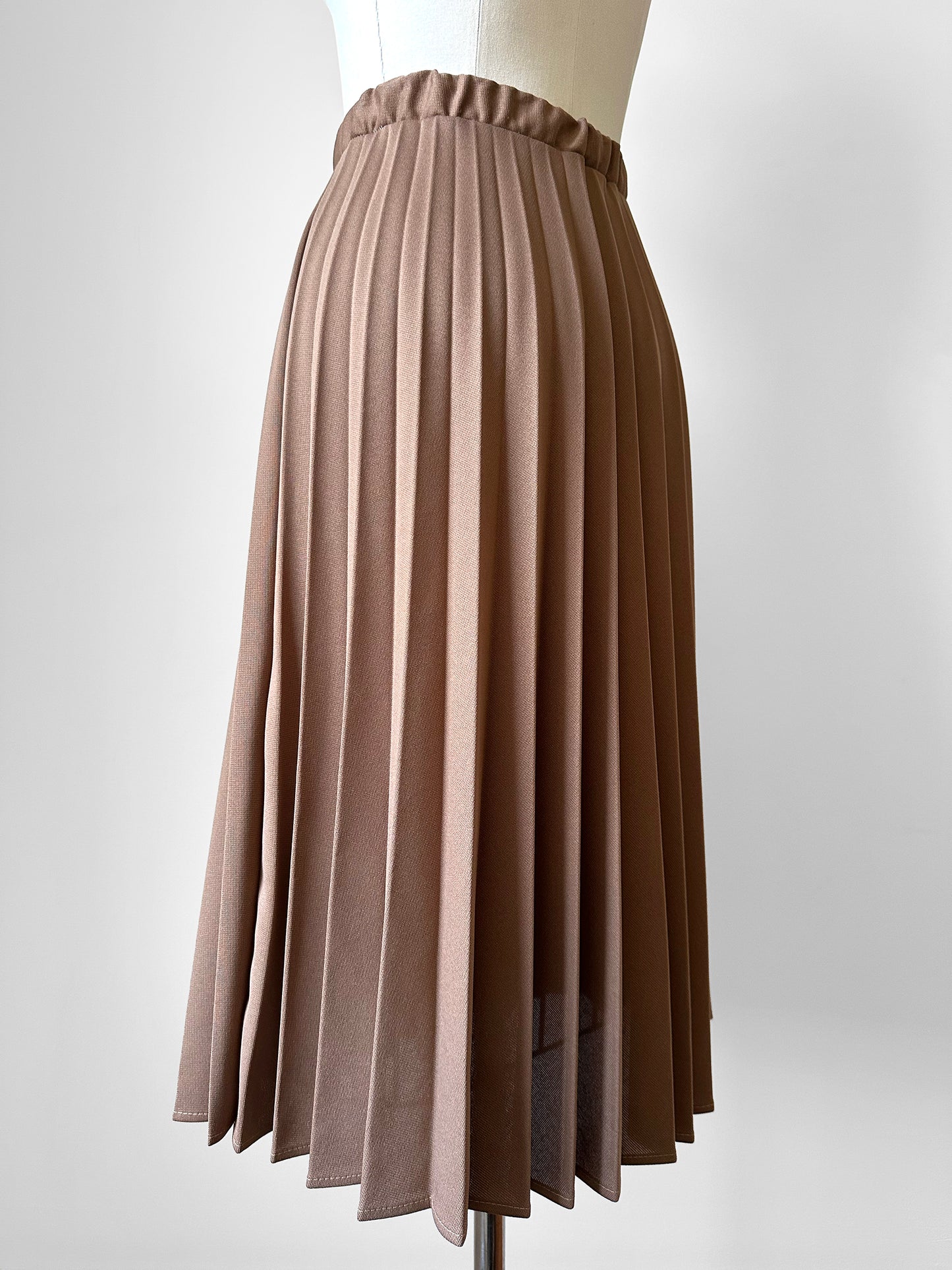 1970s Tan Elastic Waist Pleated Skirt - Sz. M/L