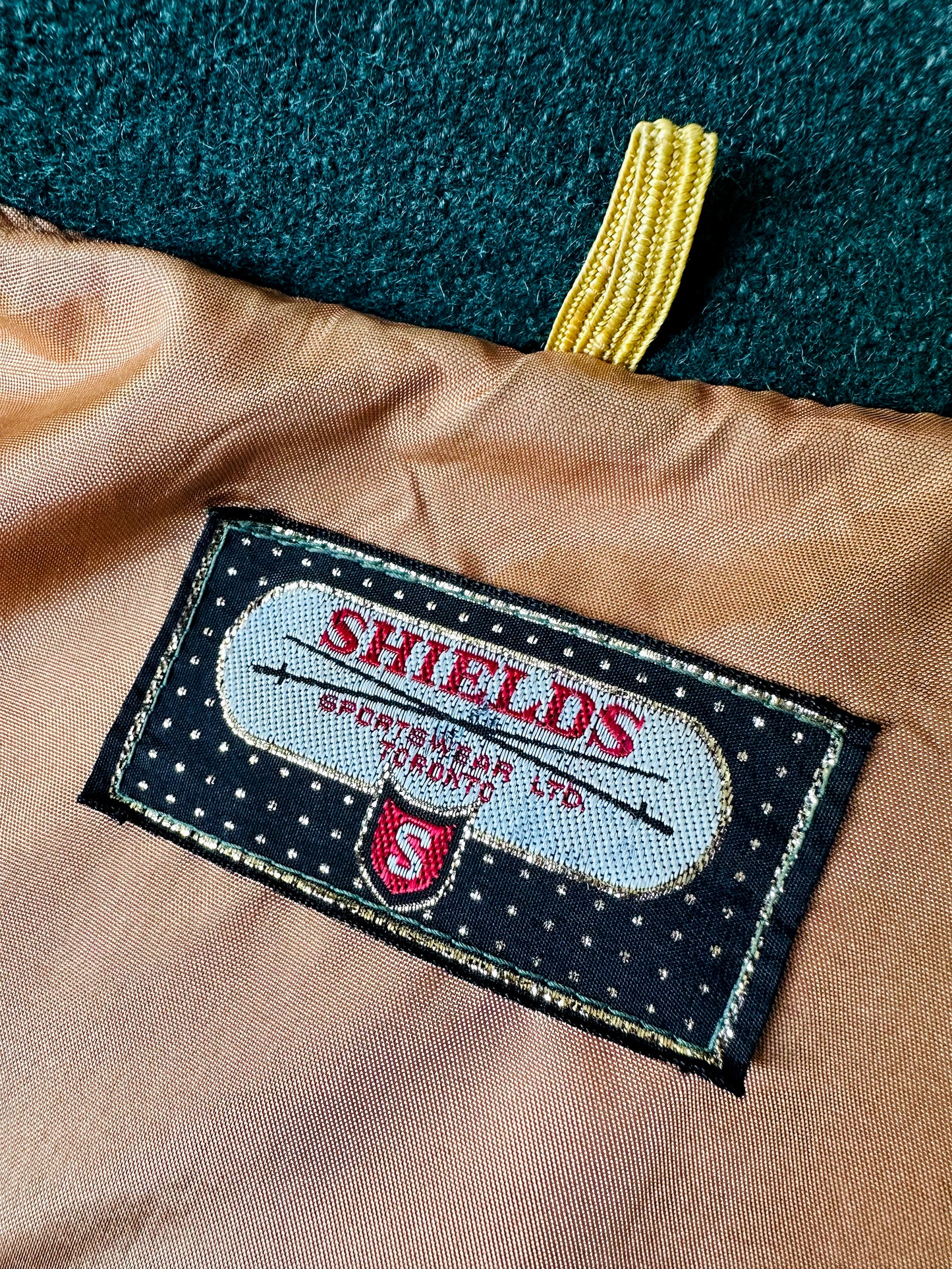 1970s - 1980s Hunter Green Embroidered Snap Button Canadian Armed Forces Patch Jacket