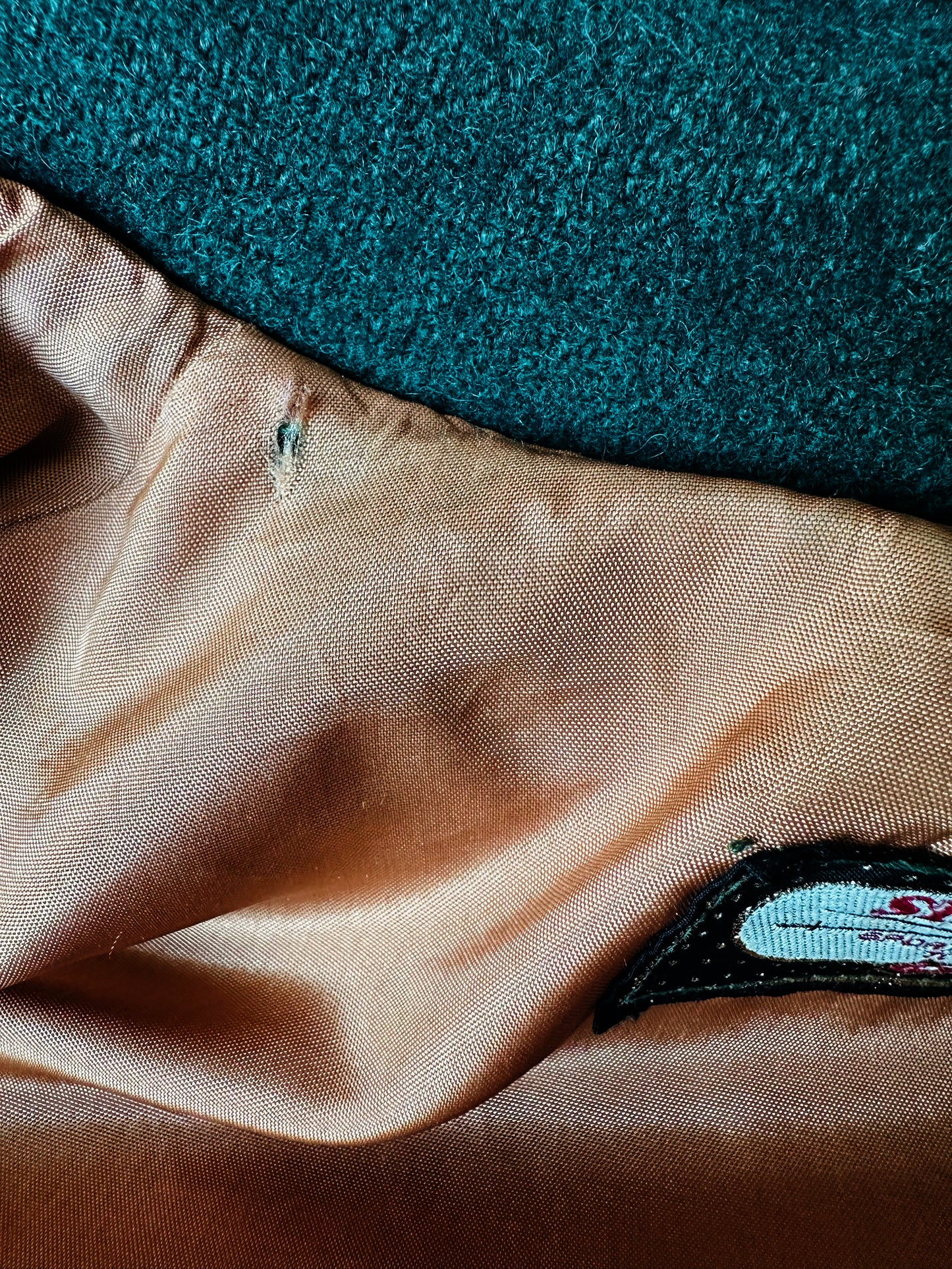 1970s - 1980s Hunter Green Embroidered Snap Button Canadian Armed Forces Patch Jacket