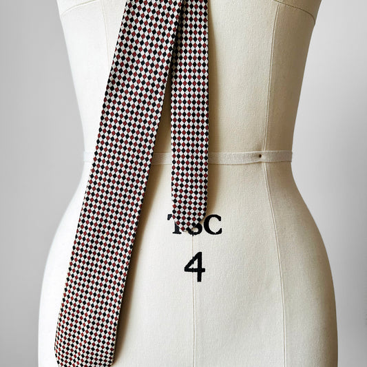 Diamond Patterned Checkered Narrow Tie