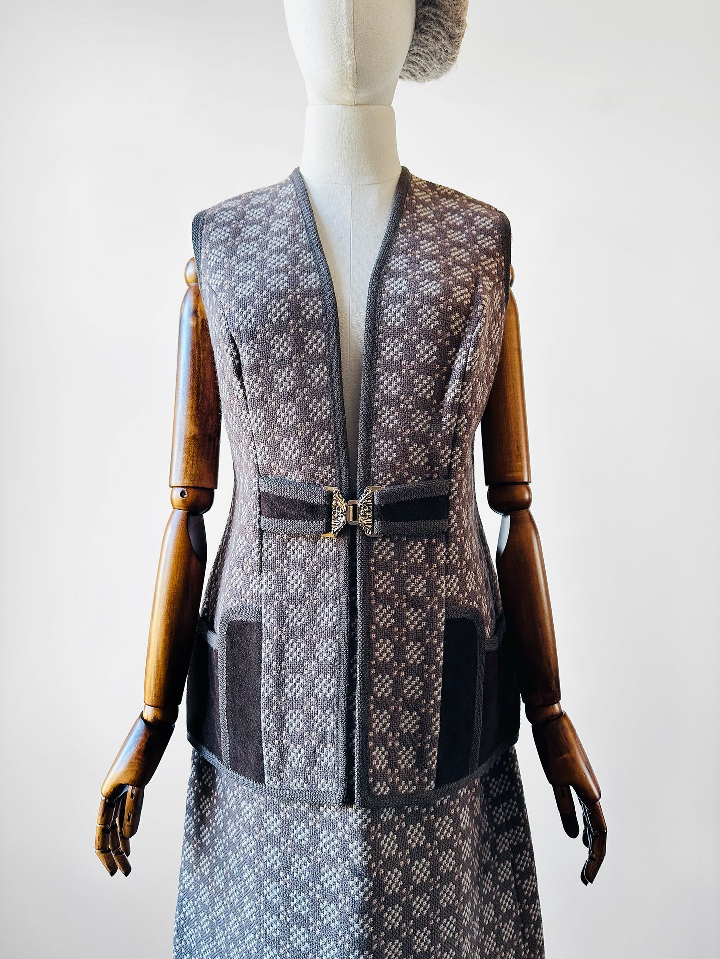 1960s - 1970s Taupe and Cream Welsh Woollen Suede Pocket Two-Piece Skirt and Vest Set