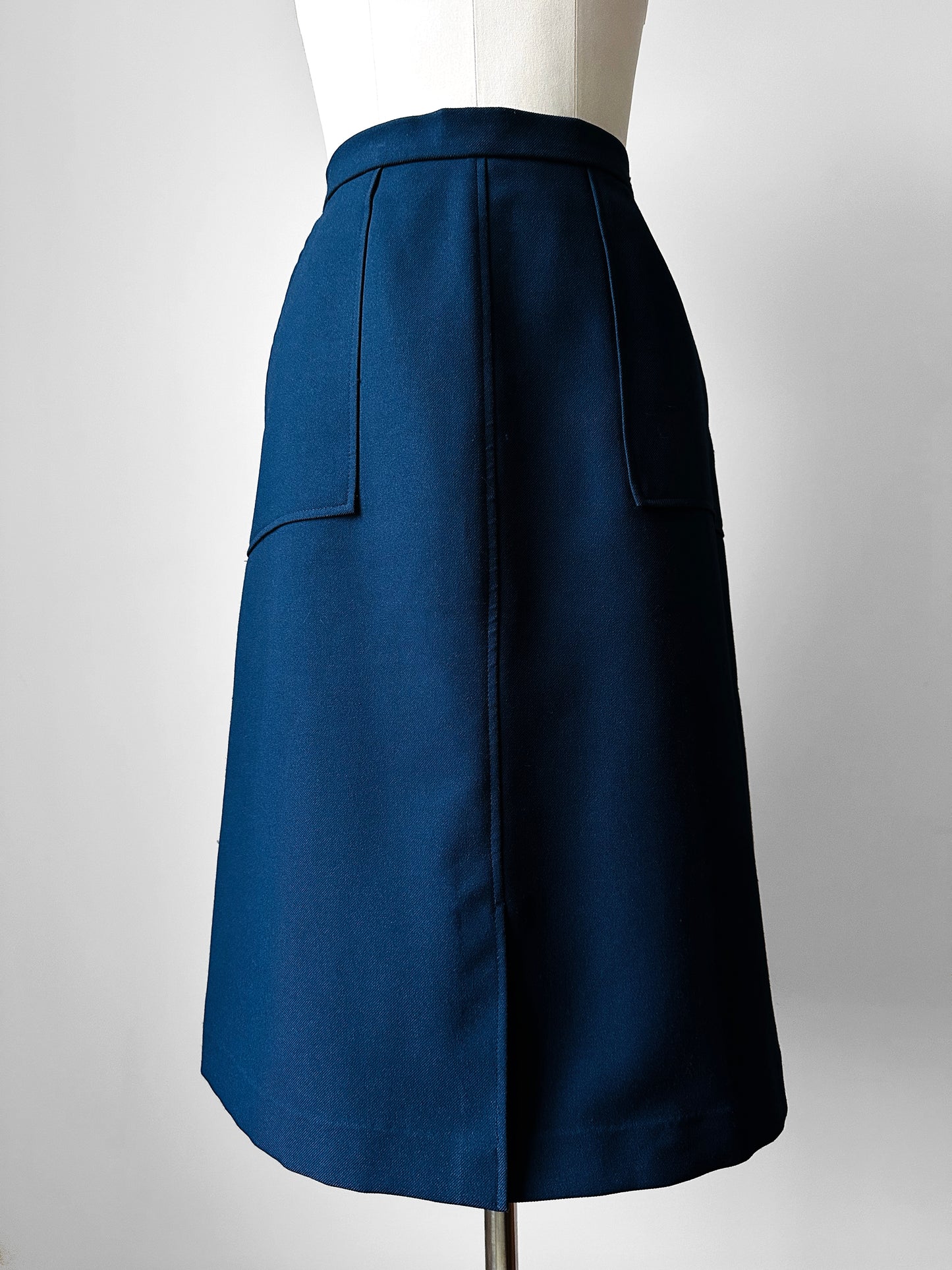 1970s Rich Navy Blue Zip Back A-line Skirt - Sz. M/L