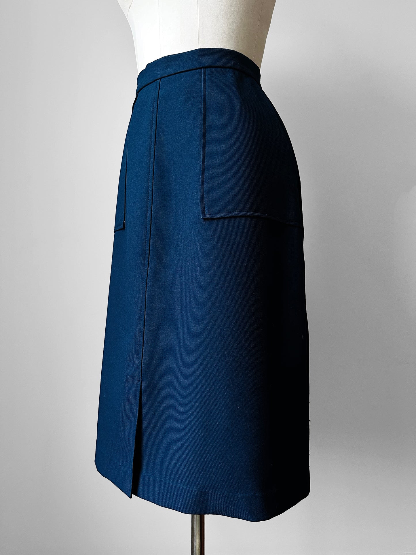 1970s Rich Navy Blue Zip Back A-line Skirt - Sz. M/L