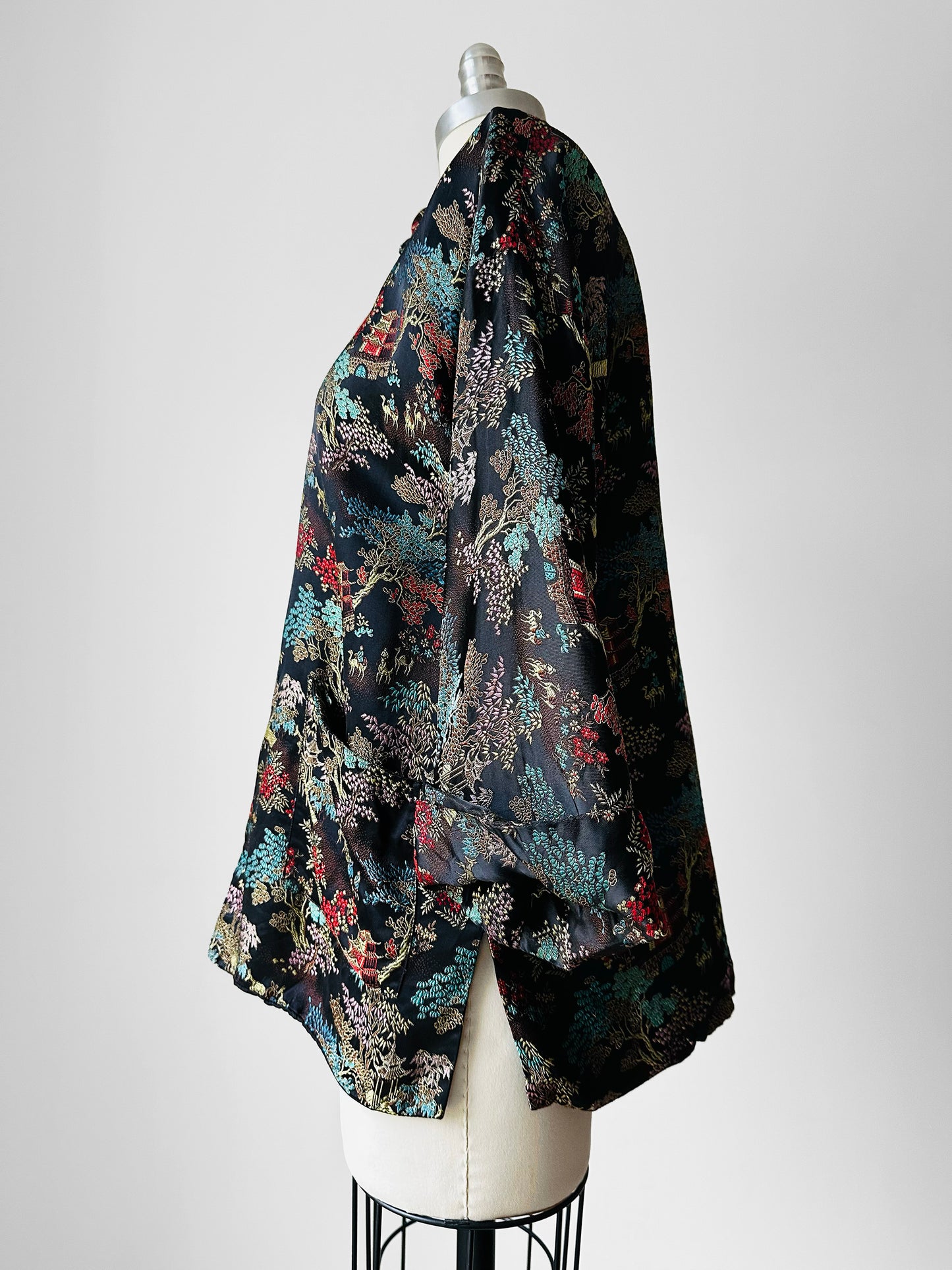 1960s Mid-Century Black Silk Chinoiserie Landscape Mandarin Collar Jacket - Sz. Sm