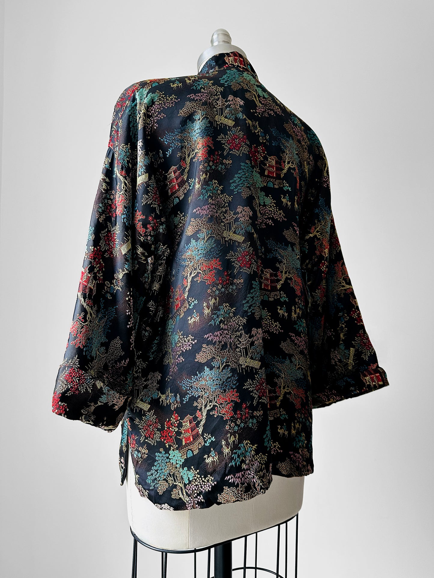 1960s Mid-Century Black Silk Chinoiserie Landscape Mandarin Collar Jacket - Sz. Sm