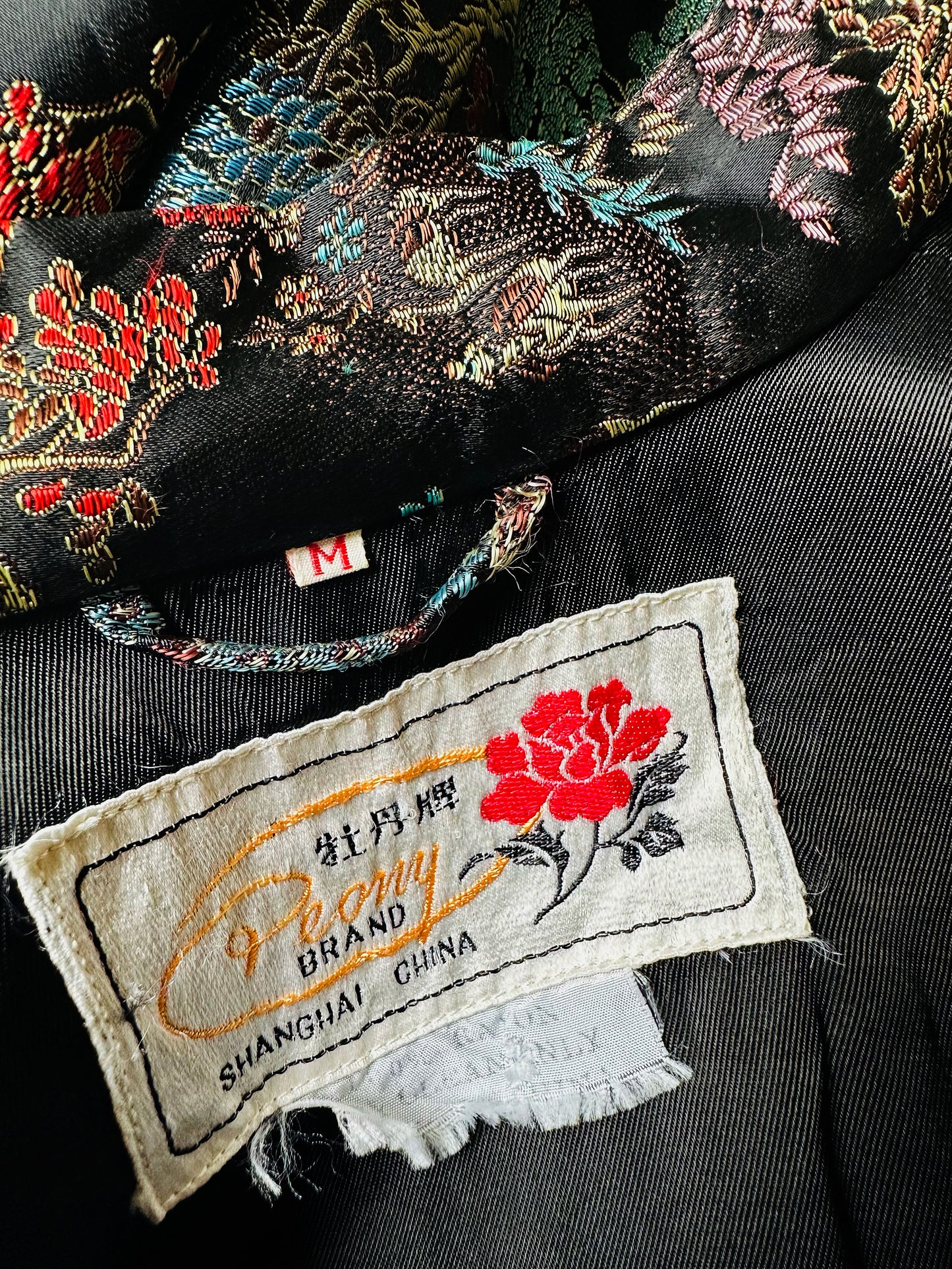 1960s Mid-Century Black Silk Chinoiserie Landscape Mandarin Collar Jacket - Sz. Sm