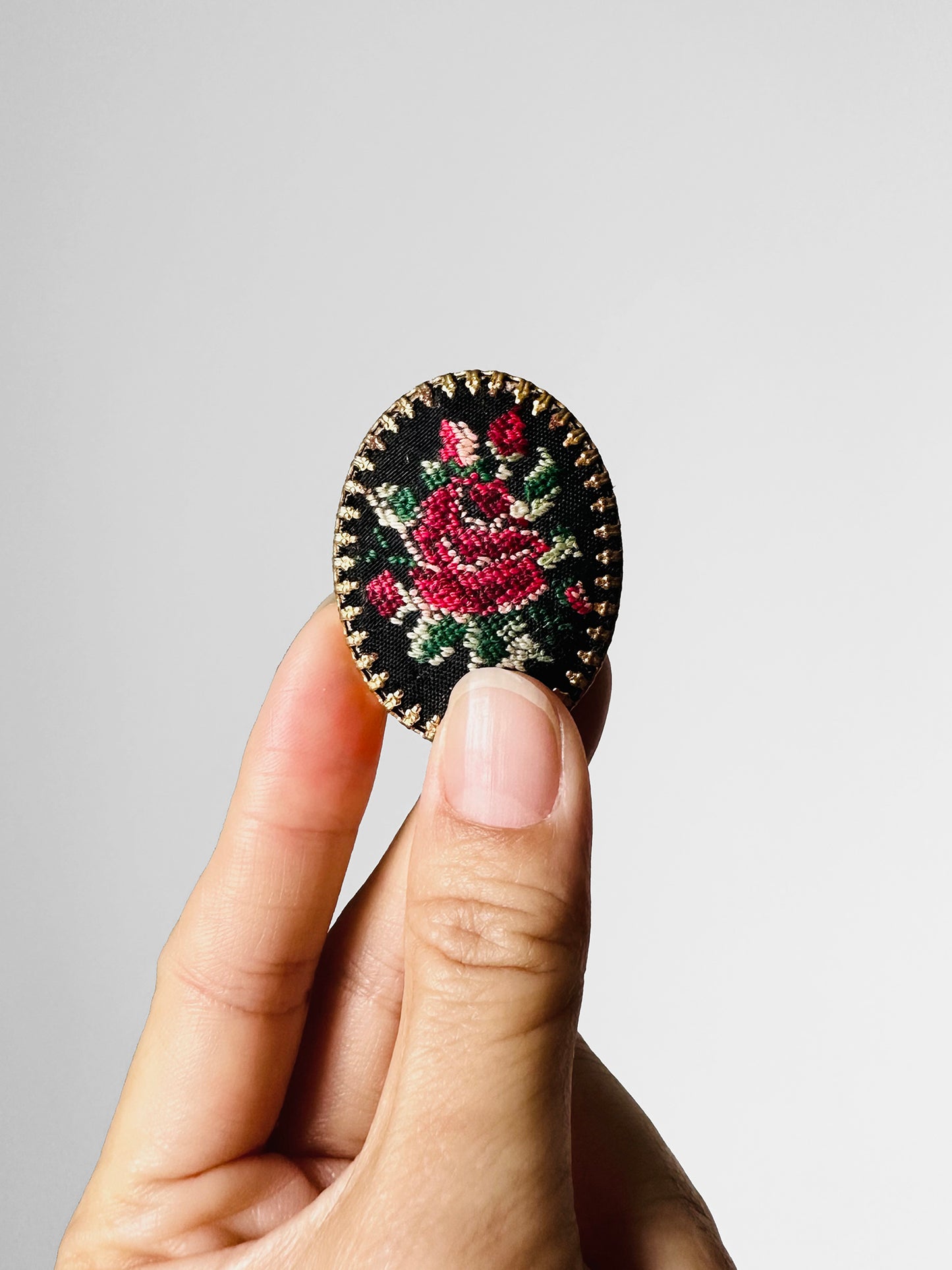 1950s Oval Roses Petit Point Brooch Pin