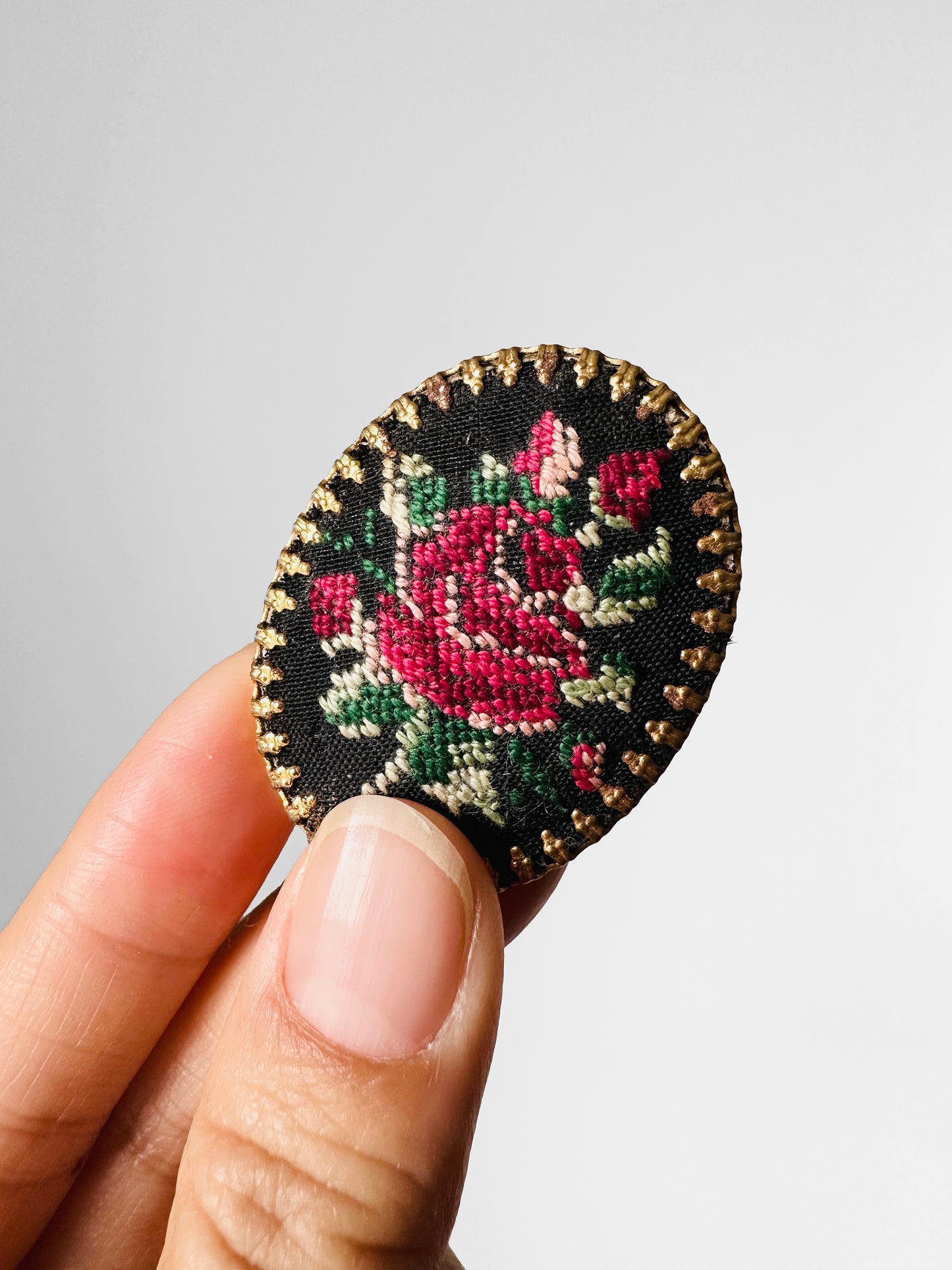 1950s Oval Roses Petit Point Brooch Pin