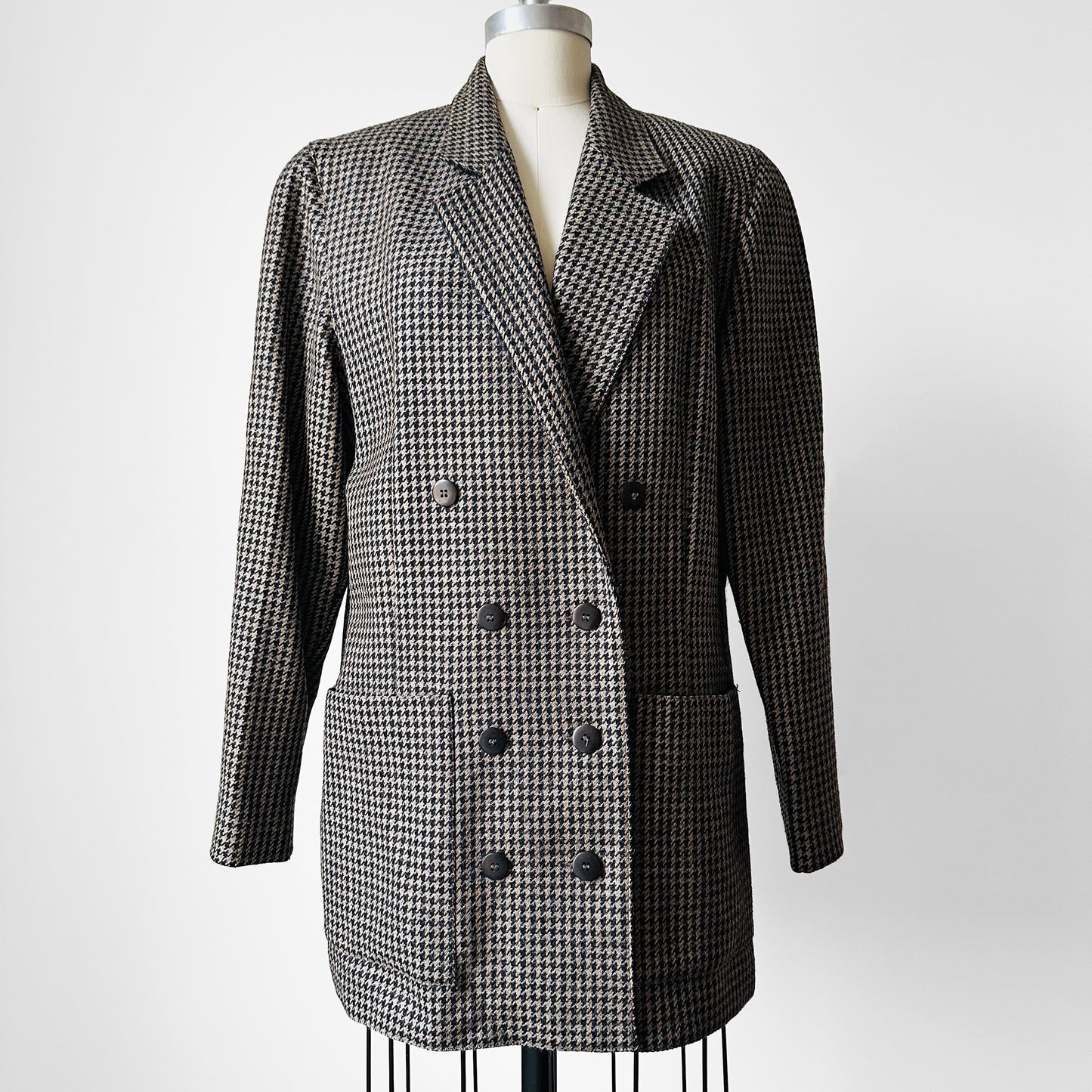 1990s Greige and Black Double-Breasted Wool Houndstooth Blazer - Sz. S/M