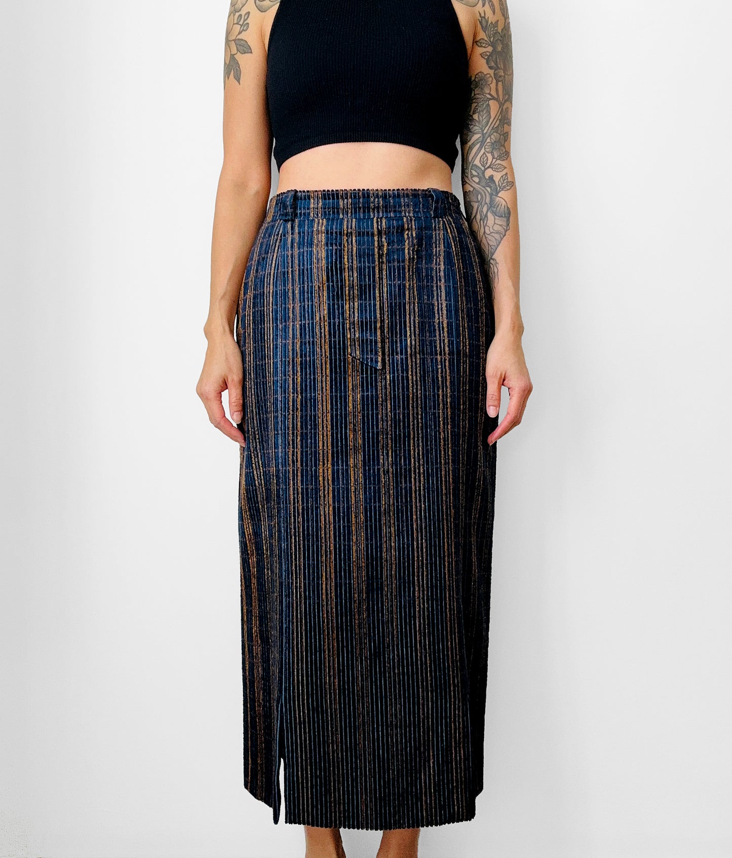 1980s Blue and Gold West Germany Textured Straight Split-Front / Back Wool Blend Skirt - Sz. S