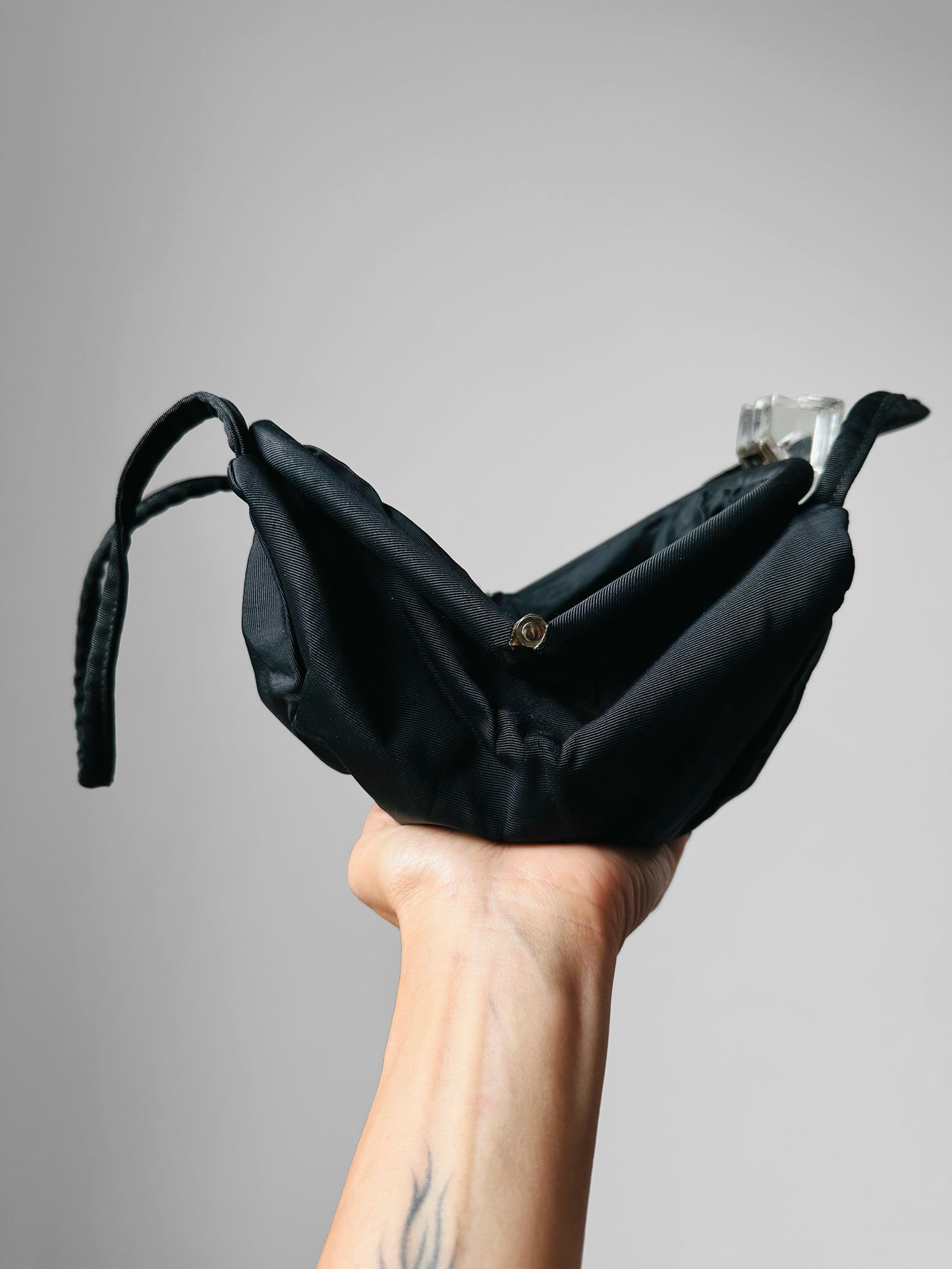 Vintage 1960s Black Fabric Handbag with Clear Lucite Clasp