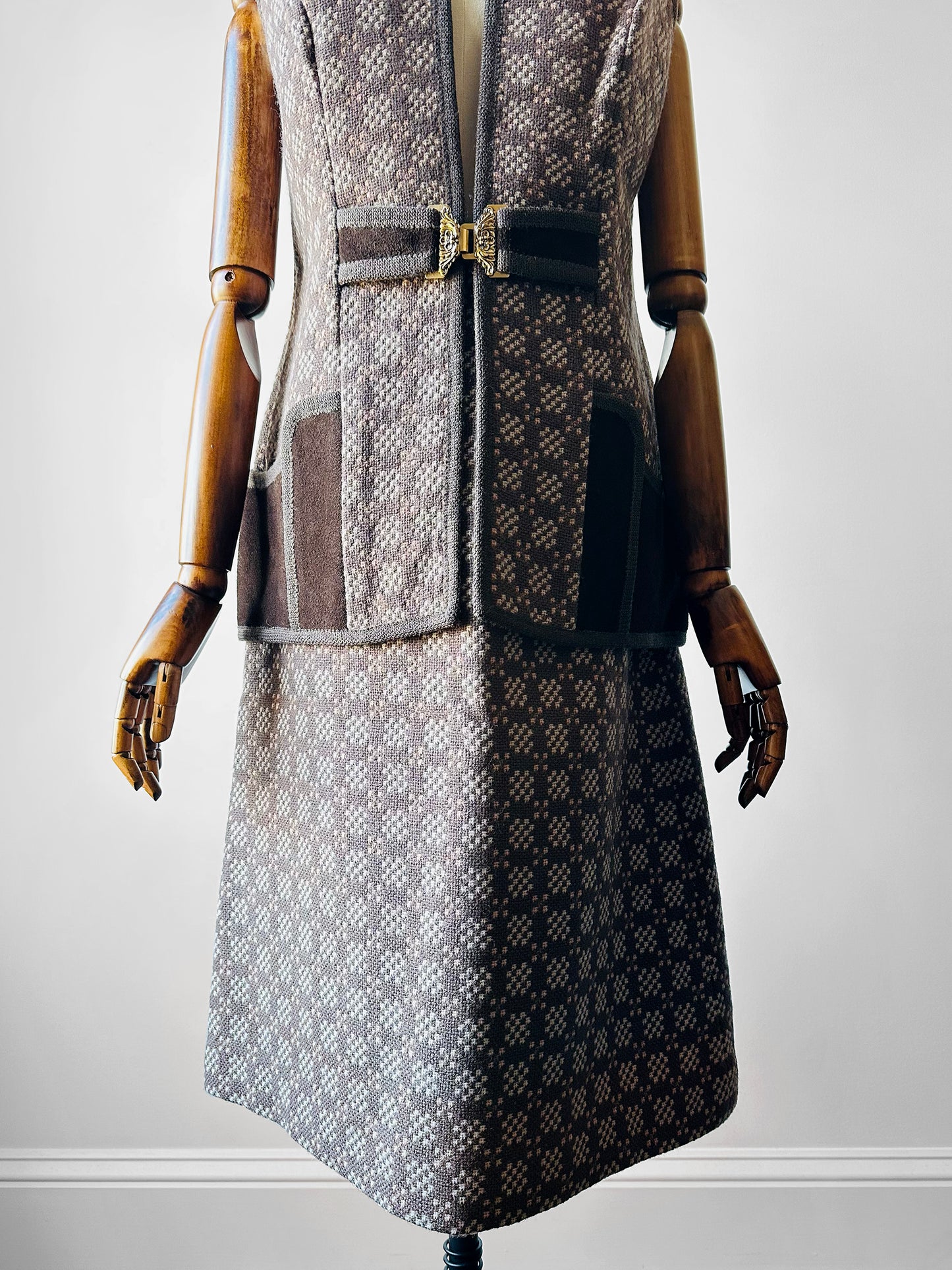 1960s - 1970s Taupe and Cream Welsh Woollen Suede Pocket Two-Piece Skirt and Vest Set