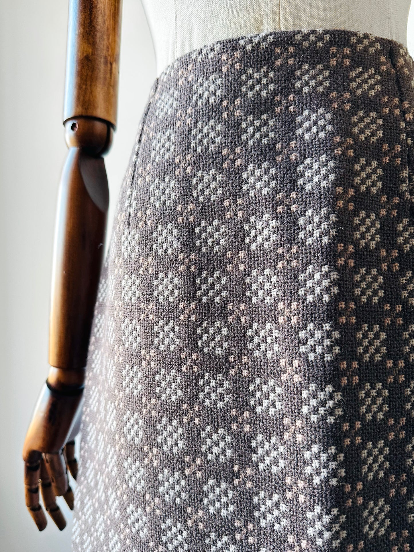 1960s - 1970s Taupe and Cream Welsh Woollen Suede Pocket Two-Piece Skirt and Vest Set