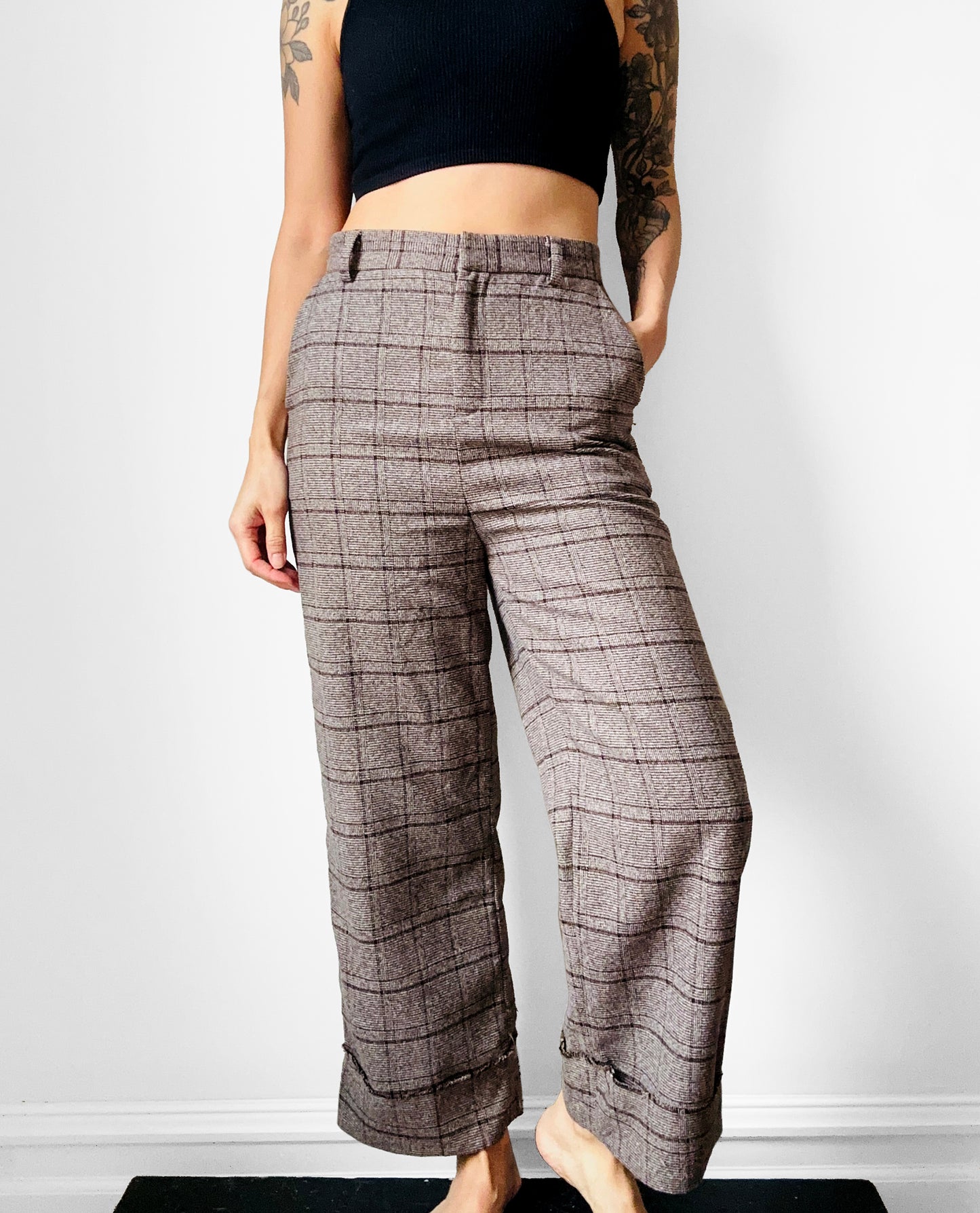 1970s Taupe and Brown Plaid Rolled Cuff Wide Leg Crop Trousers - Waist 28