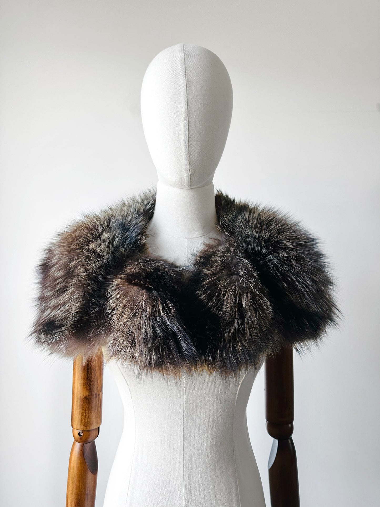 1940s - 1970s Mid-Century Fox Fur Collar or Stole