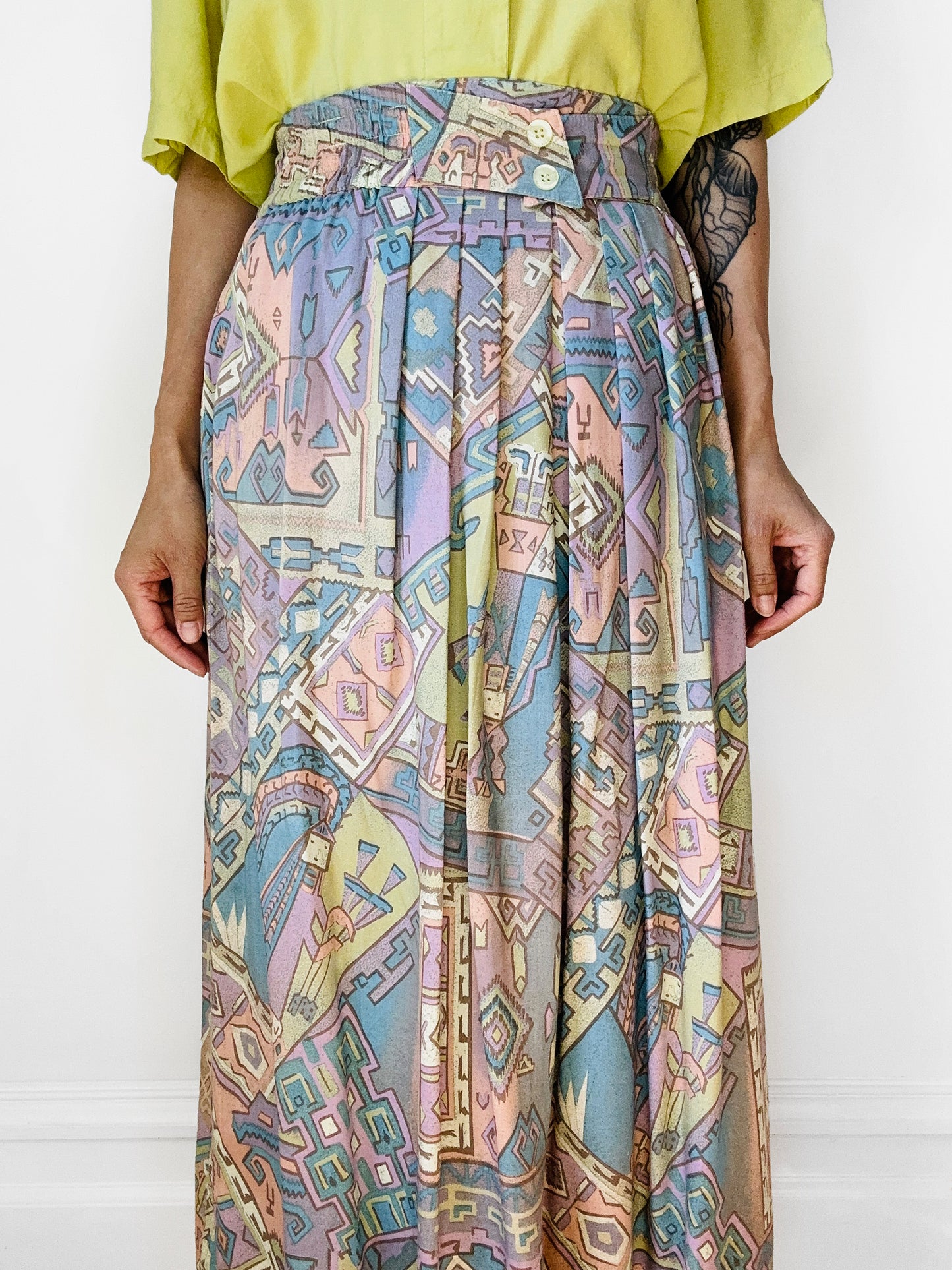 1980s Multi Tonal Pastel Patterned Skirt - Sz. L/XL