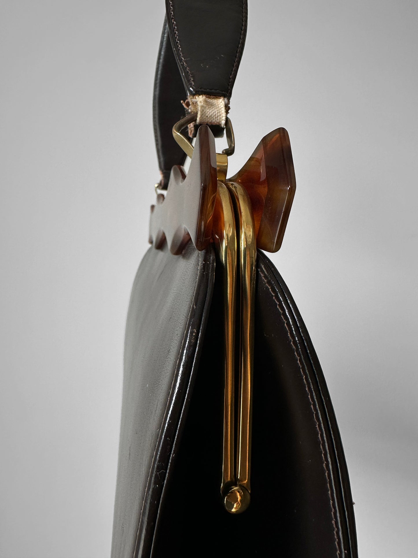 1960s Dark Brown Black Top Handle Leather Tortoise Shell Frame Bag