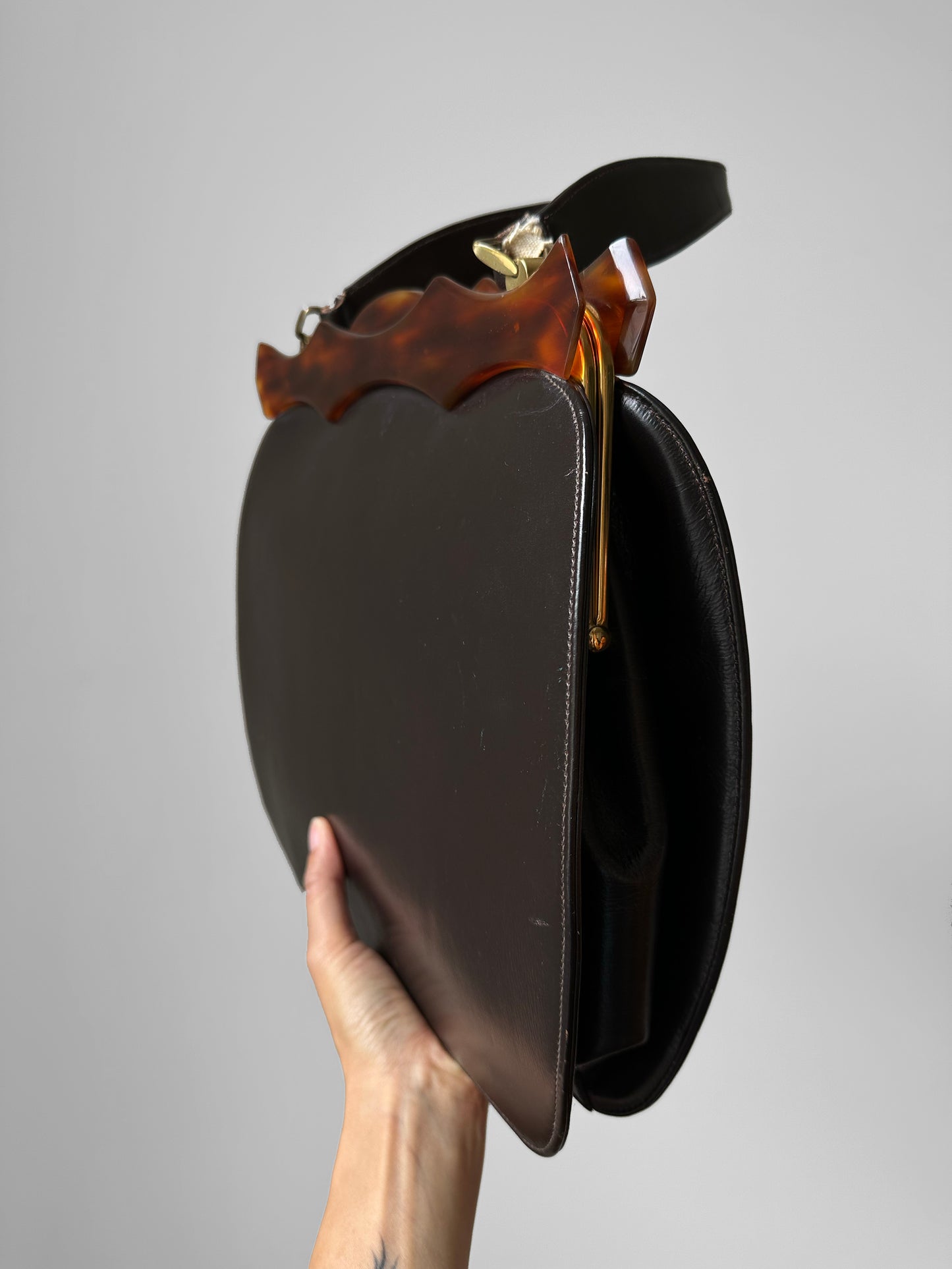 1960s Dark Brown Black Top Handle Leather Tortoise Shell Frame Bag