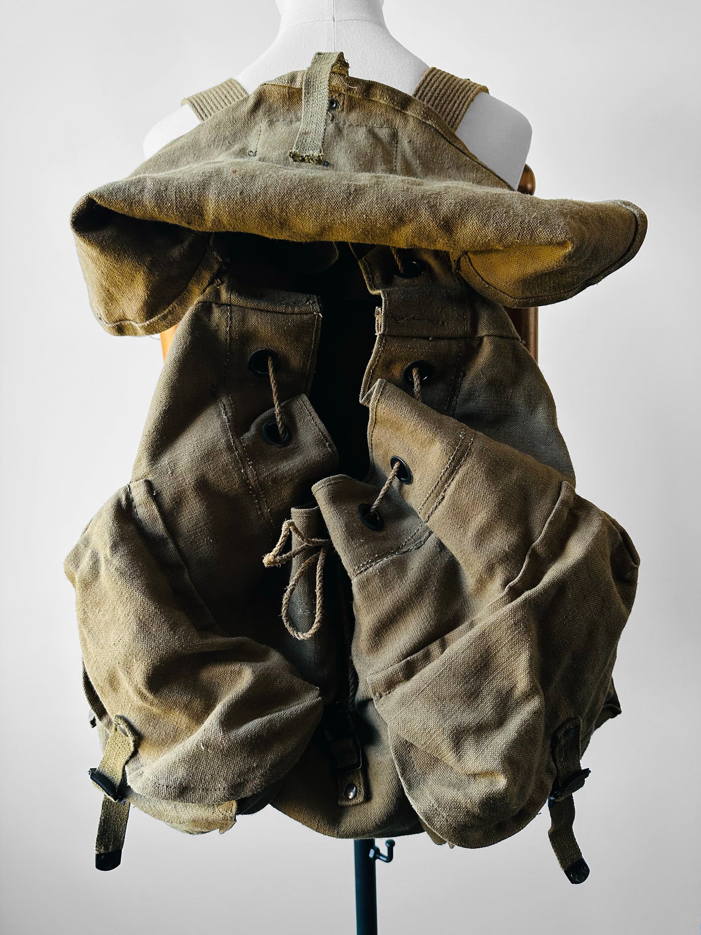 1990s Olive Green Spanish Canvas Military Rucksack Backpack