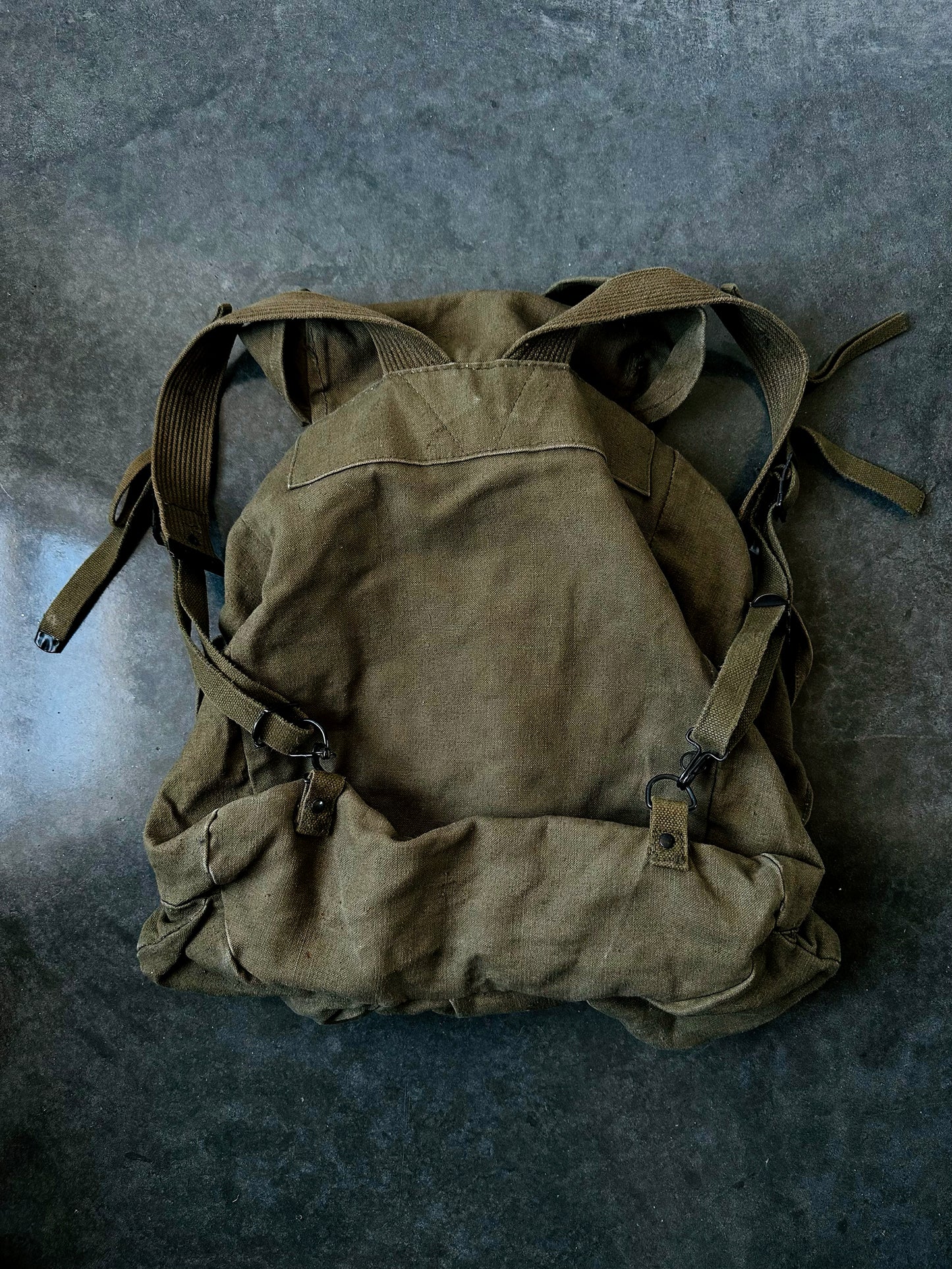 1990s Olive Green Spanish Canvas Military Rucksack Backpack