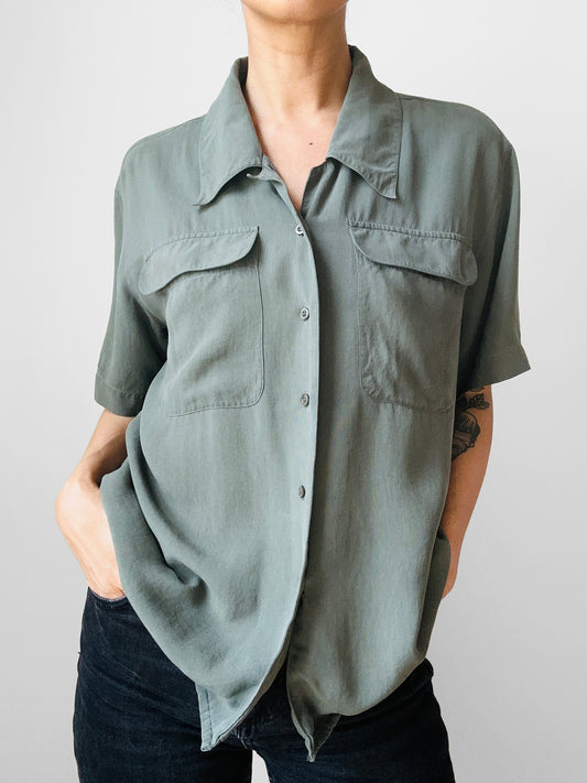 1980s Silk Sage Green Button-Front Short Sleeve Collared Shirt