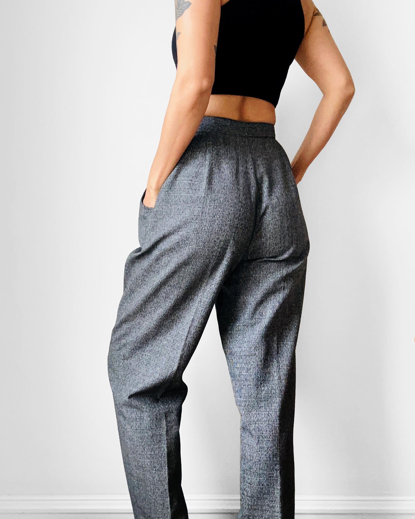 1980s Side Button Pleated High-Waisted Tapered Leg Trousers - Waist 27