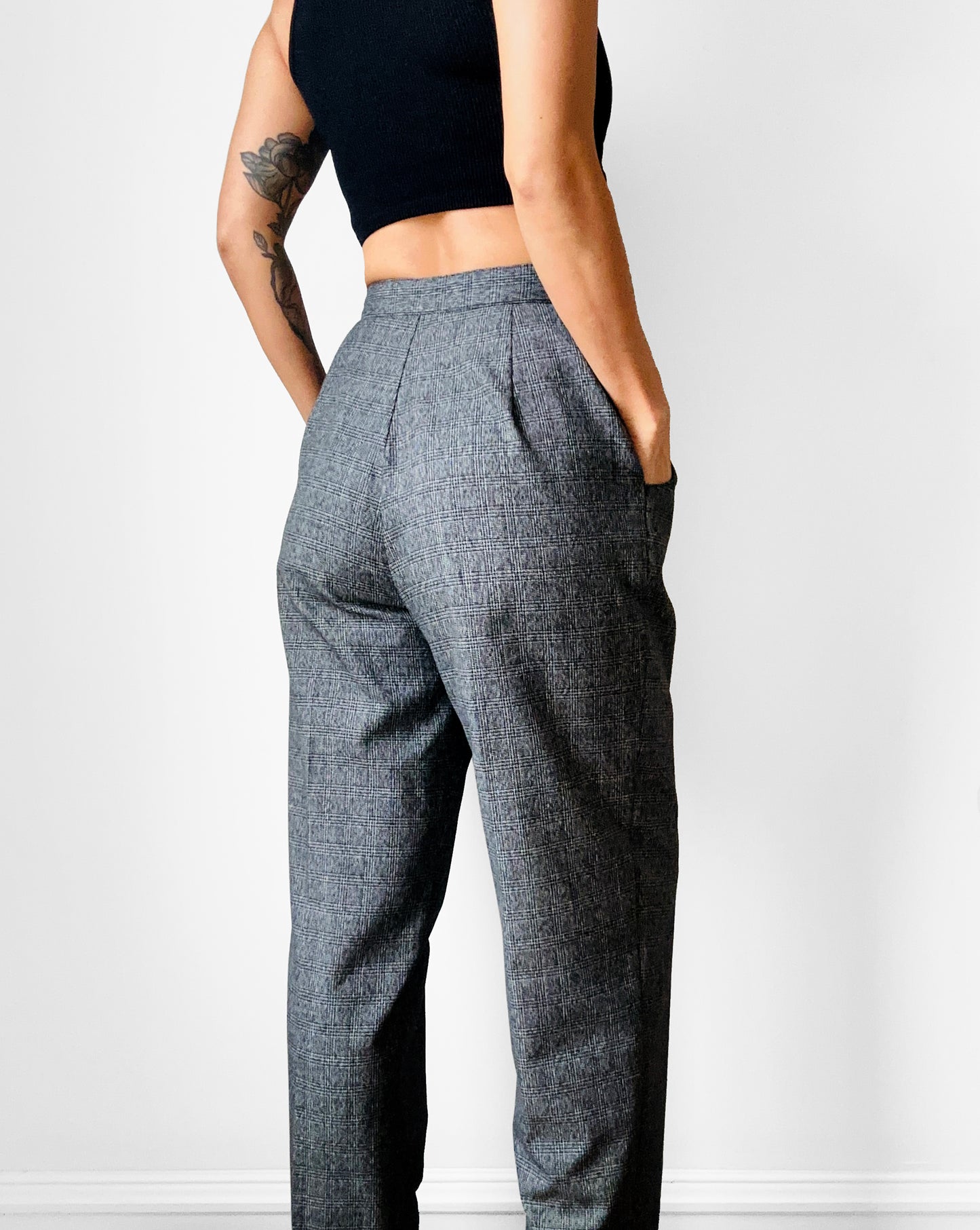 1980s Side Button Pleated High-Waisted Tapered Leg Trousers - Waist 27