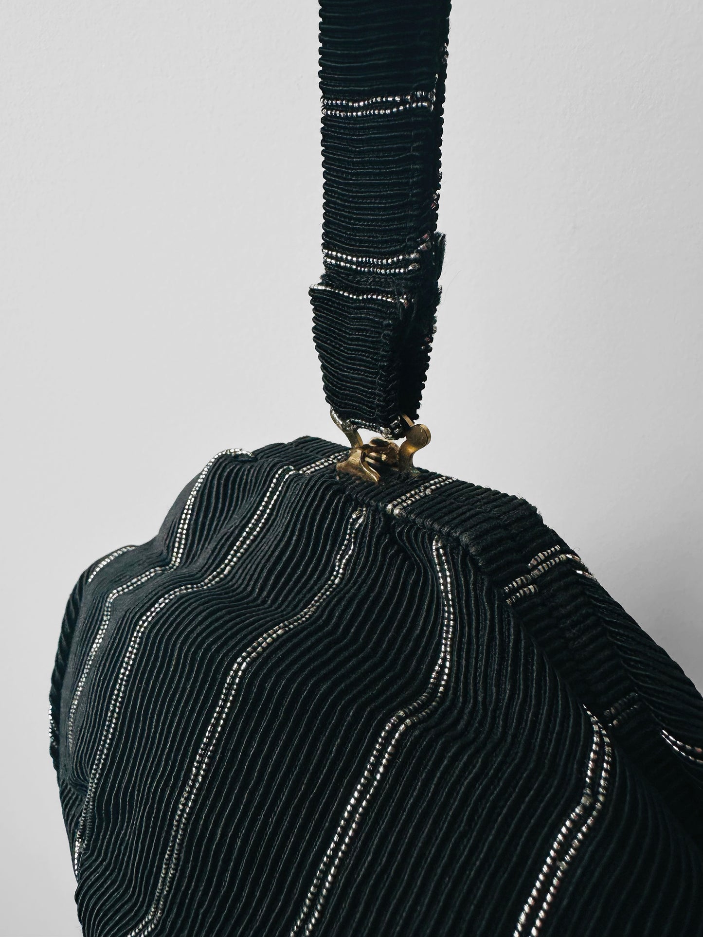 1950s Mid-Century Black Silver Ribbed Fabric Handbag with Coin Purse
