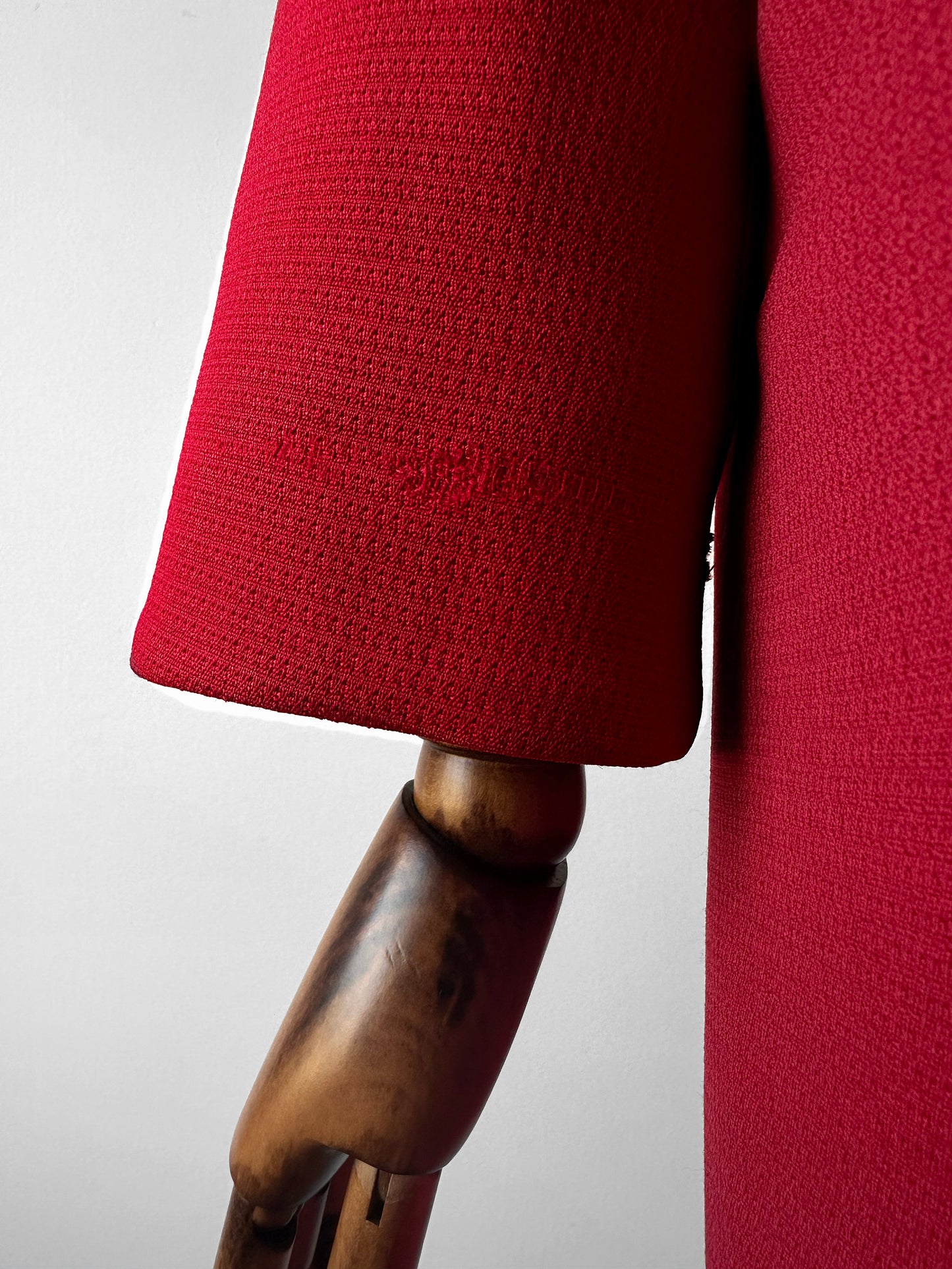 1950s Mid-Century Red Textured A-Line Wool Coat with Grey Fur Collar - Sz. S/M