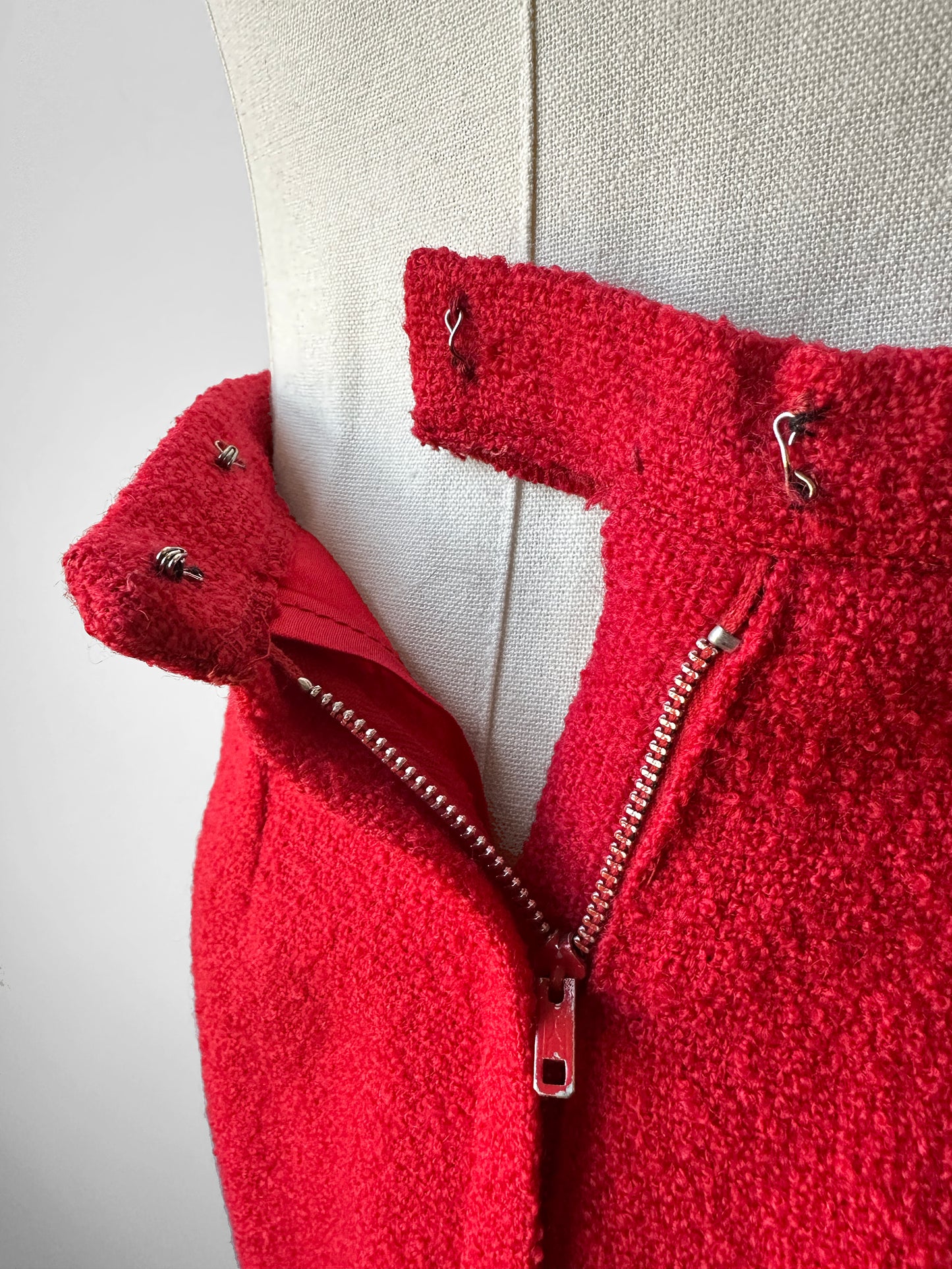 1960s Mid-Century Red Boucle Wool Skirt Suit with Decorative Tassel Buttons - Sz. Small