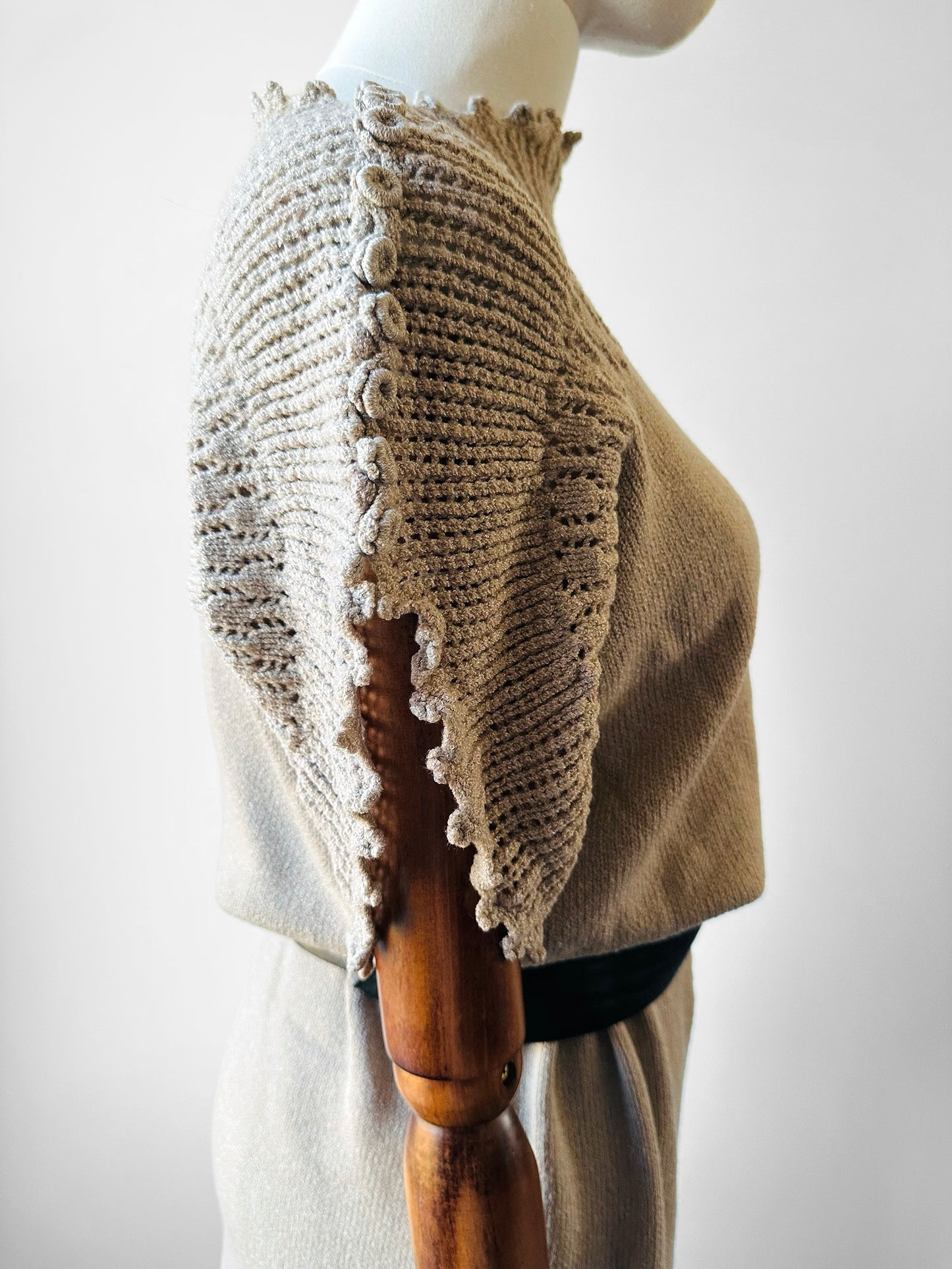 1970s Grey Beige Knit Button Detail Midi-Length Dress - Sz. S/M