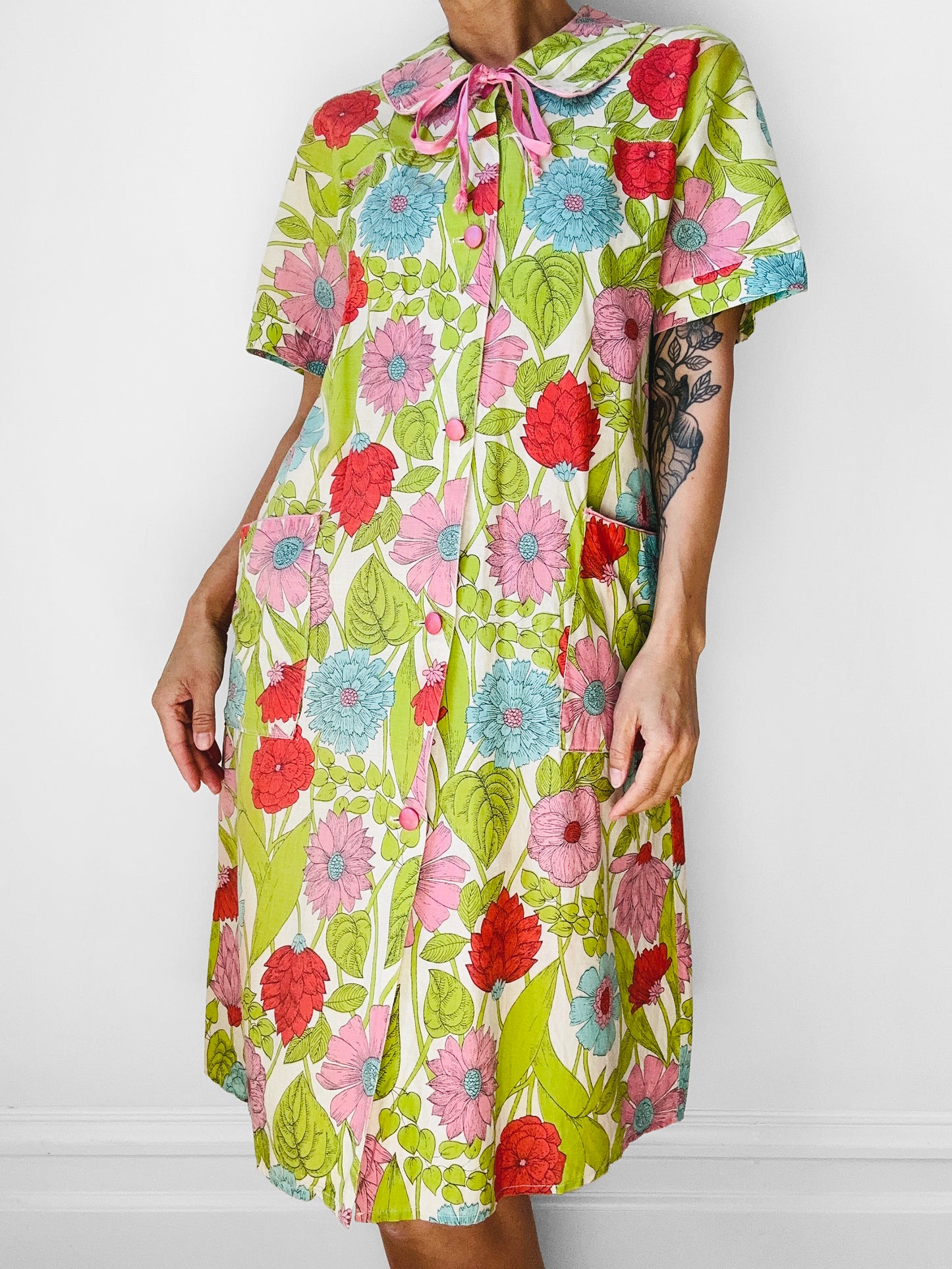 1950s - 1960s Floral Button Front House Dress - Sz. S/M